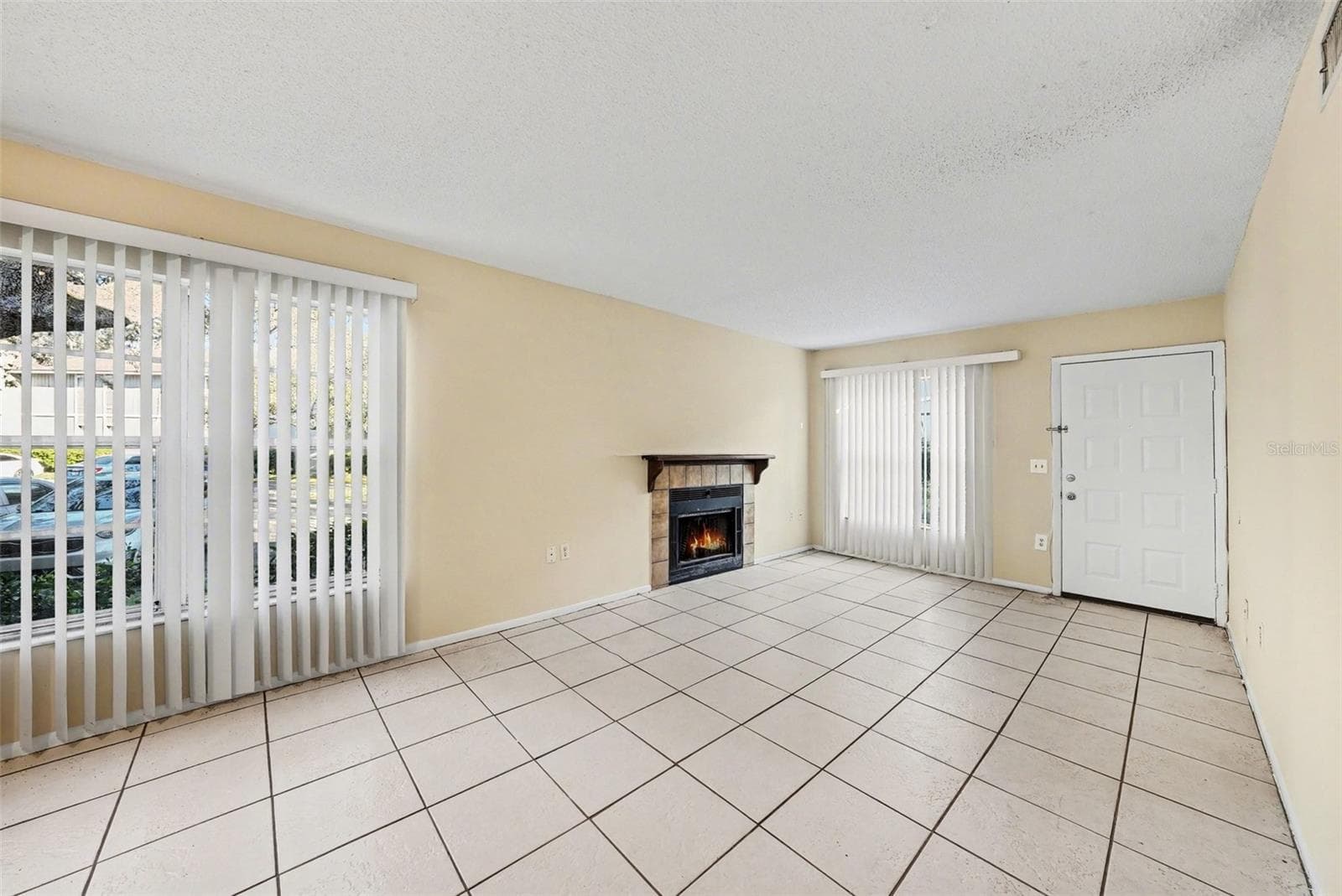 Condominium at 14319 HANGING MOSS CIR #101, TAMPA, photo 6 of 30