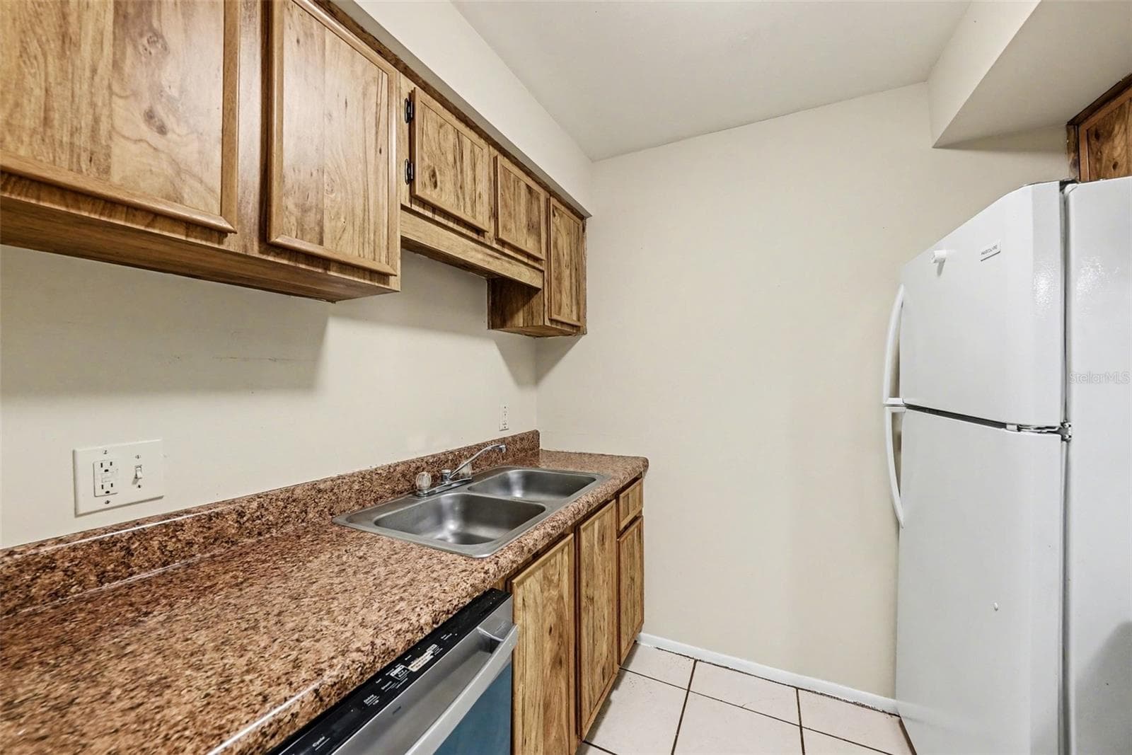 Condominium at 14319 HANGING MOSS CIR #101, TAMPA, photo 13 of 30