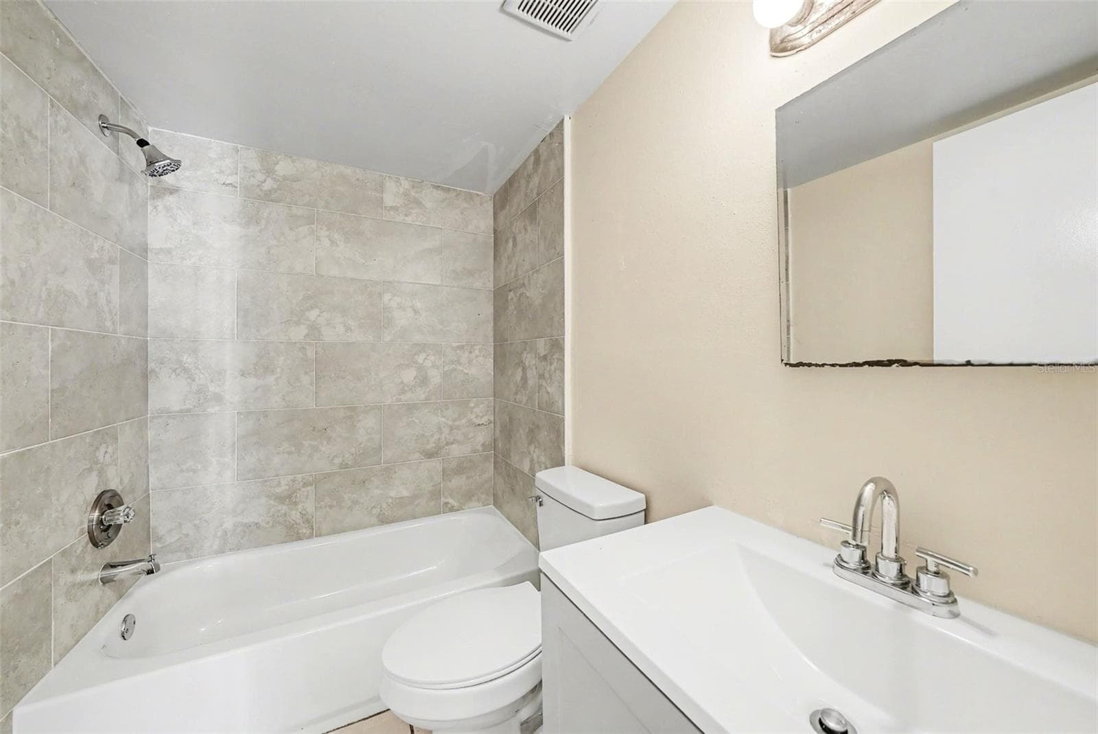 Condominium at 14319 HANGING MOSS CIR #101, TAMPA, photo 19 of 30