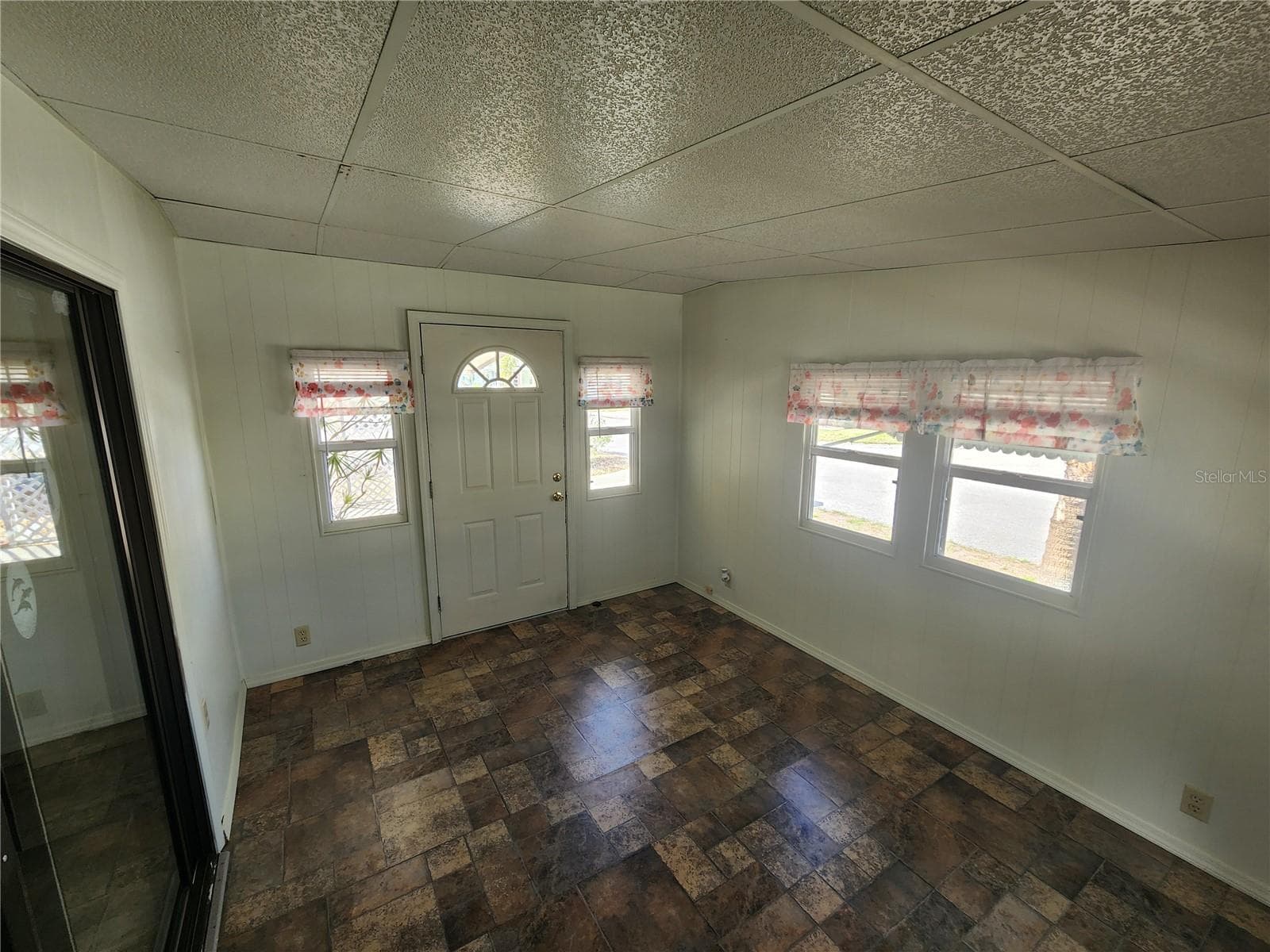 Florida Room - 808 53RD AVE E #191, BRADENTON