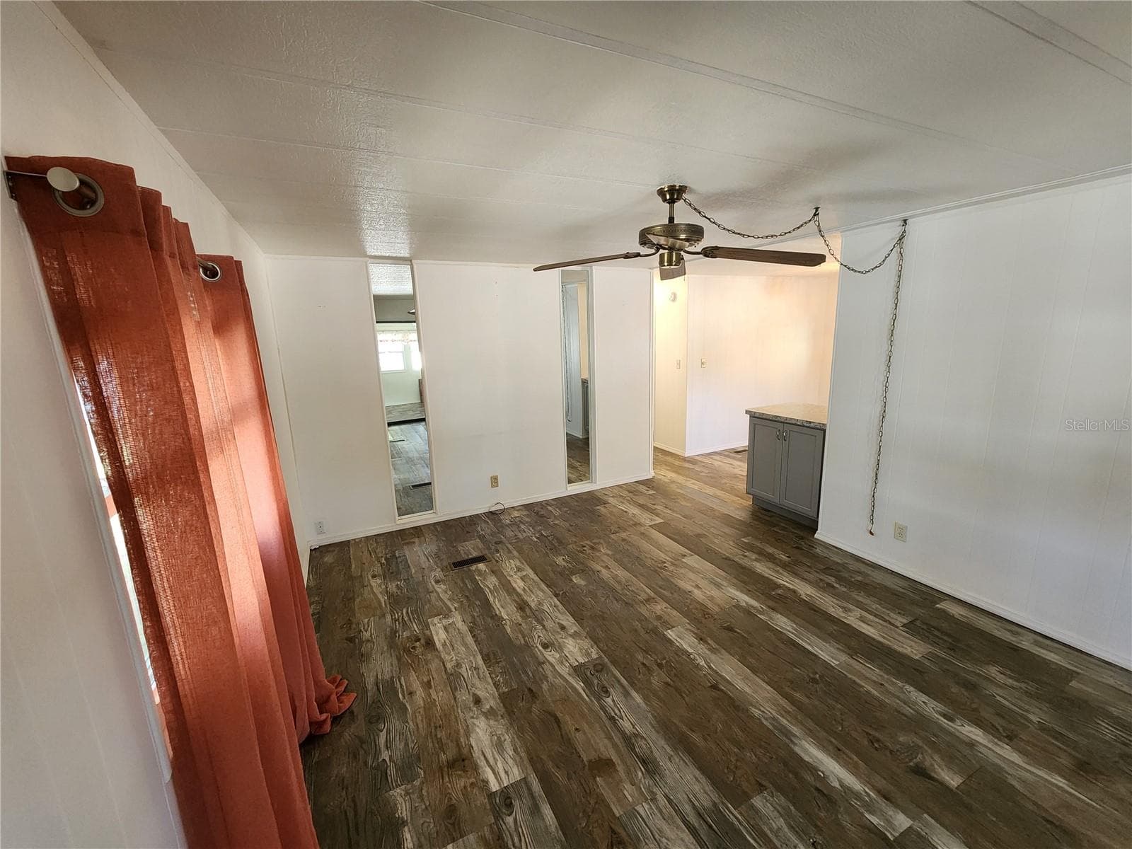 Living Room - 808 53RD AVE E #191, BRADENTON