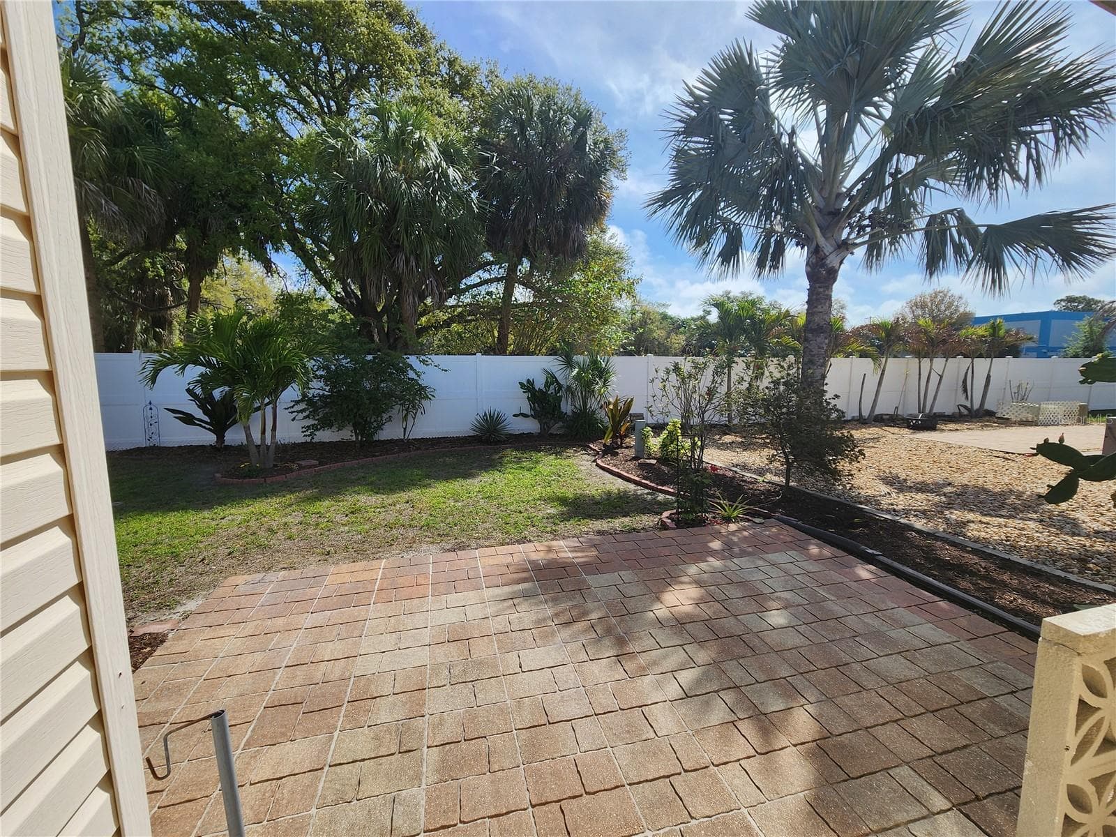 Paver Patio in Backyard - 808 53RD AVE E #191, BRADENTON
