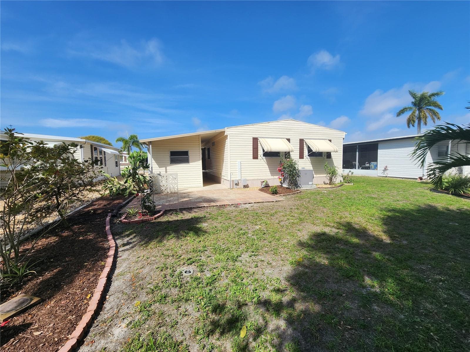 Private Back yard. - 808 53RD AVE E #191, BRADENTON