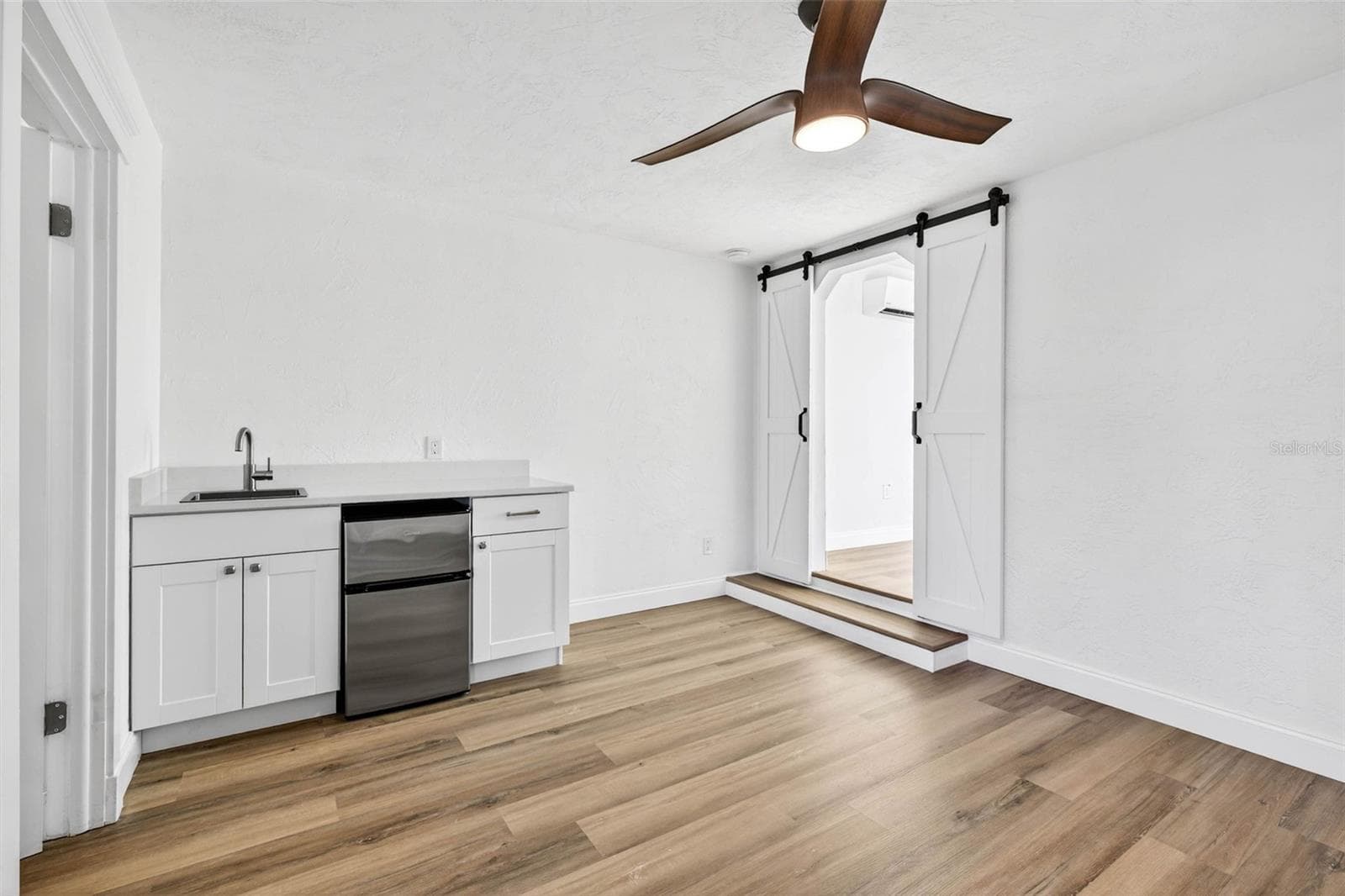 Single Family Residence at 236 SAN SALVADOR DR, DUNEDIN, photo 80 of 91