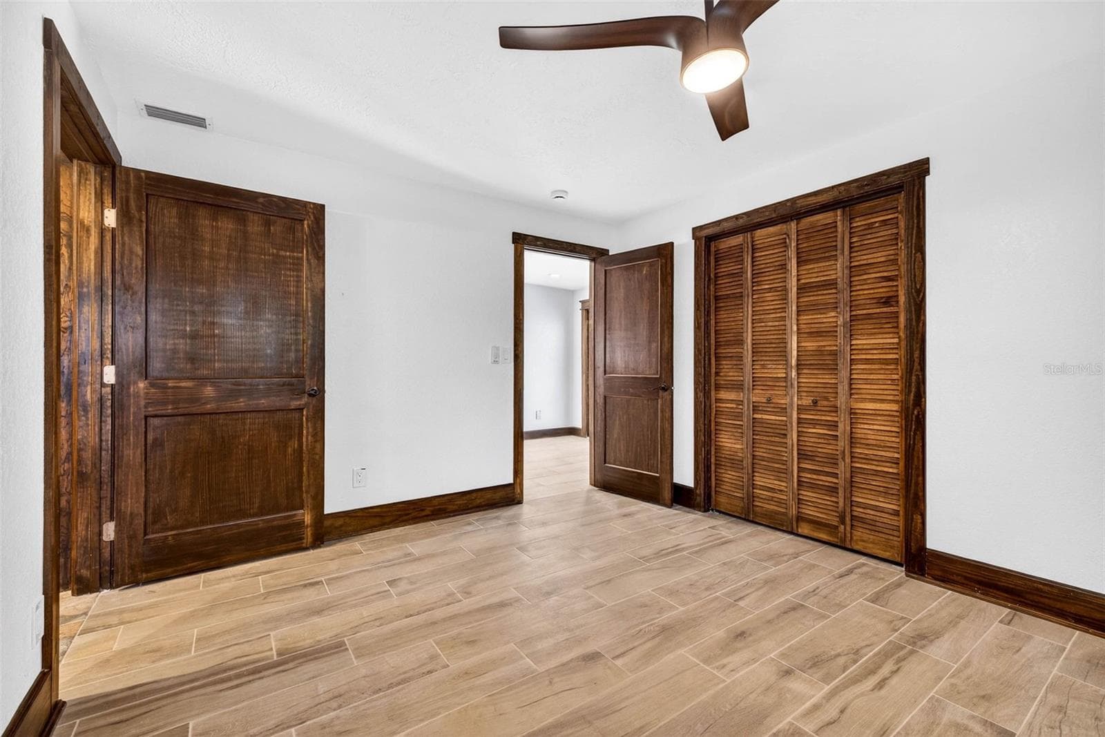 Single Family Residence at 236 SAN SALVADOR DR, DUNEDIN, photo 86 of 91