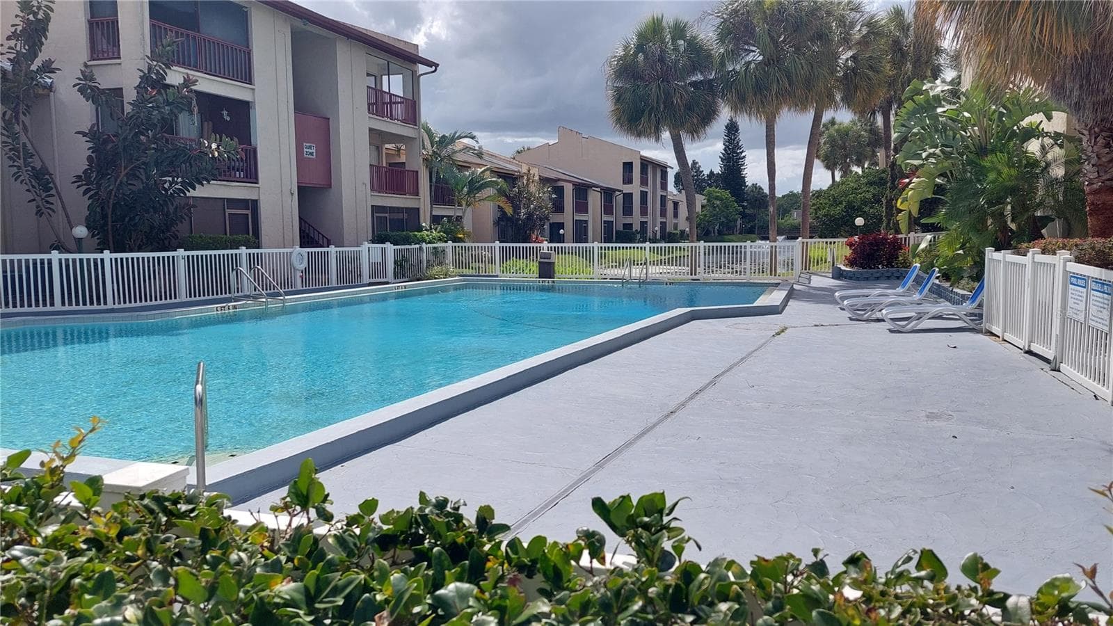 Condominium at 8609 N CHAMPLAIN CT #77, TAMPA, photo 15 of 16
