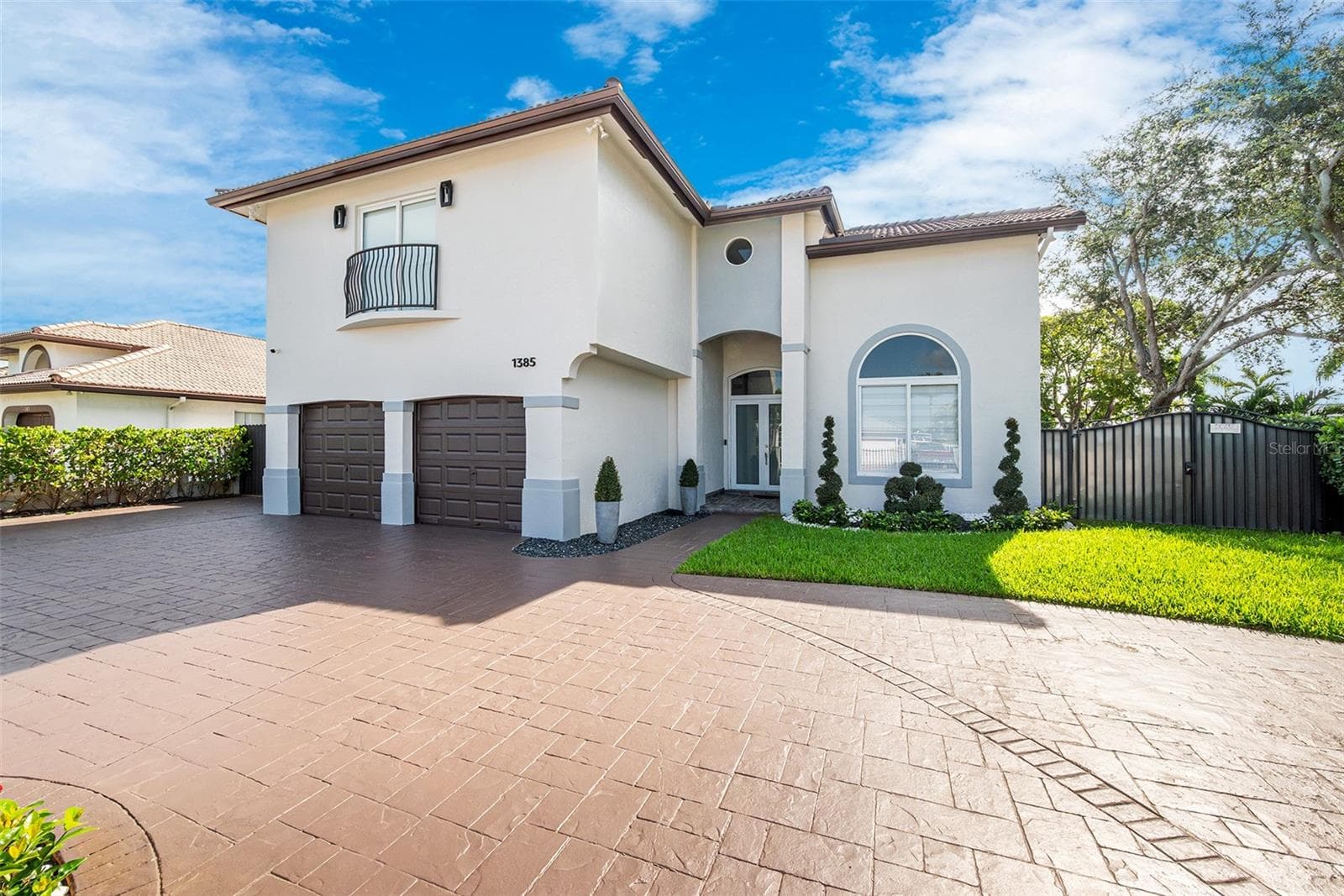 1385 SW 143RD CT