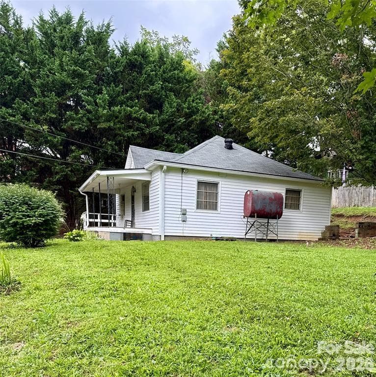 Single Family Residence at Asheville, photo 3 of 12