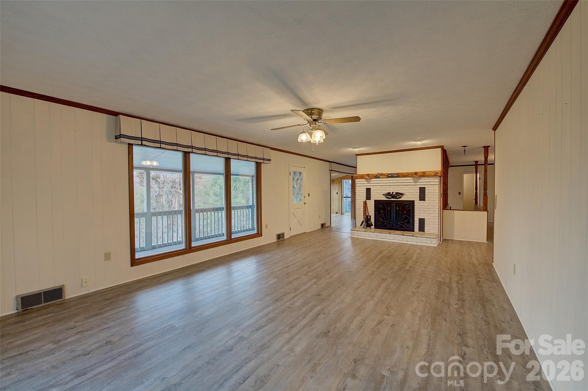 Living Room view1 - Burnsville