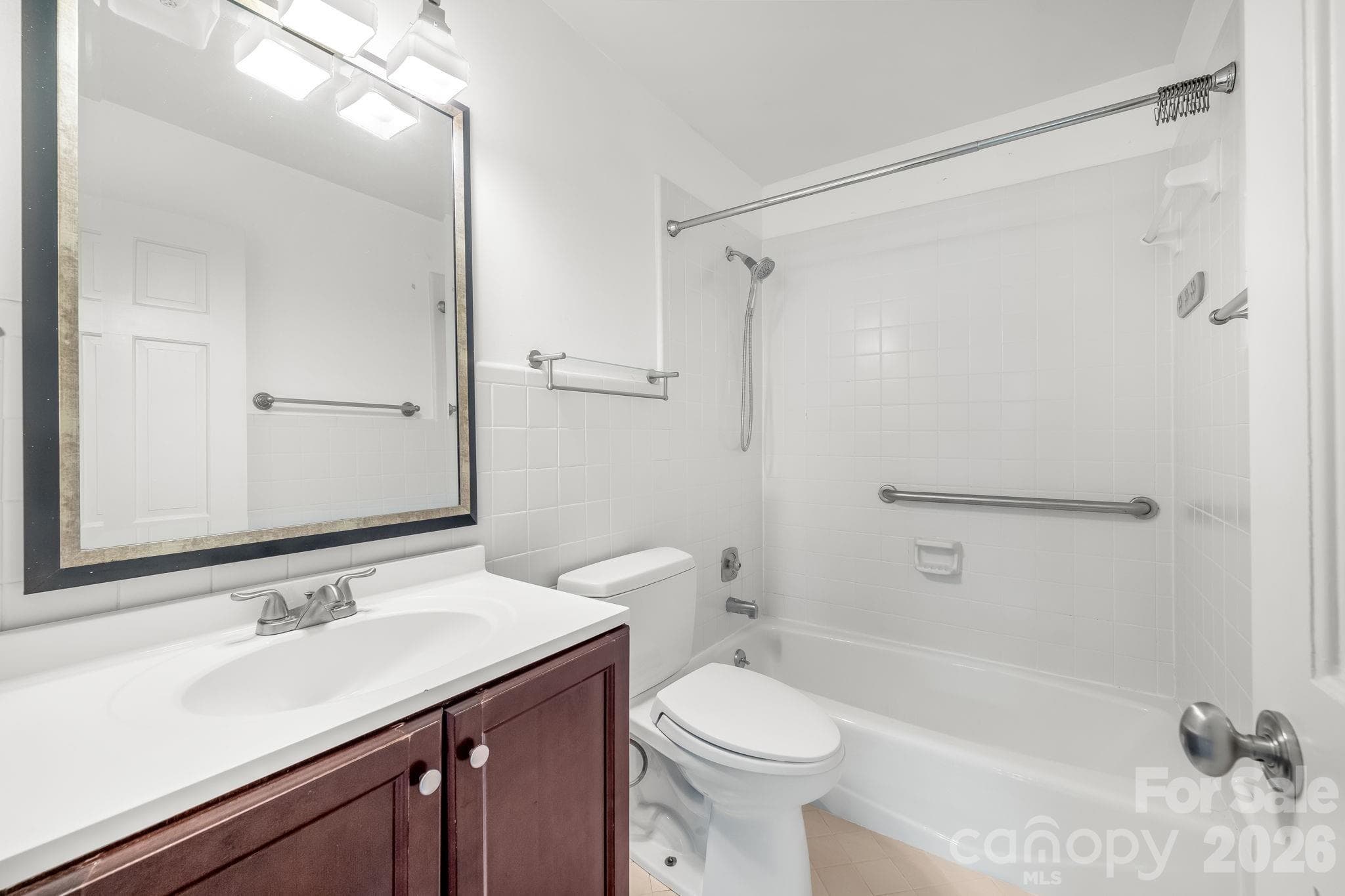 Condominium at Charlotte, photo 15 of 27