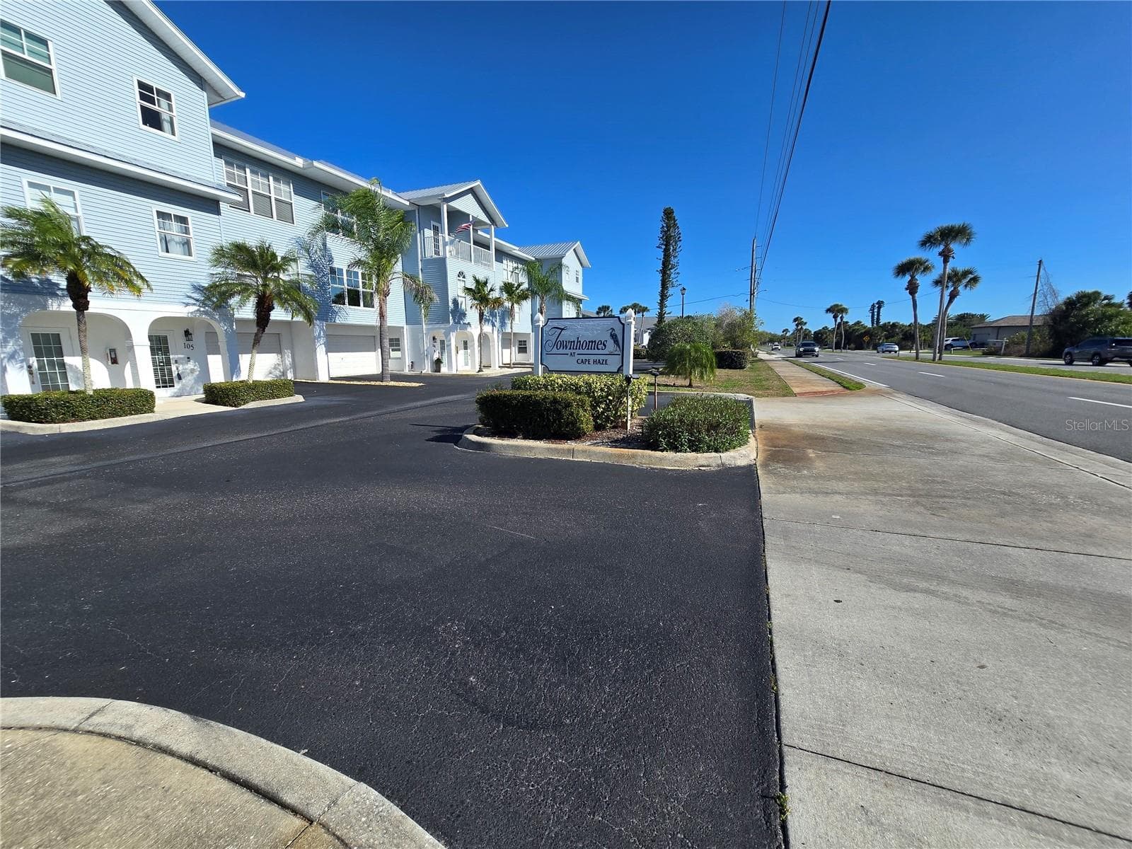 3919 CAPE HAZE DR #505