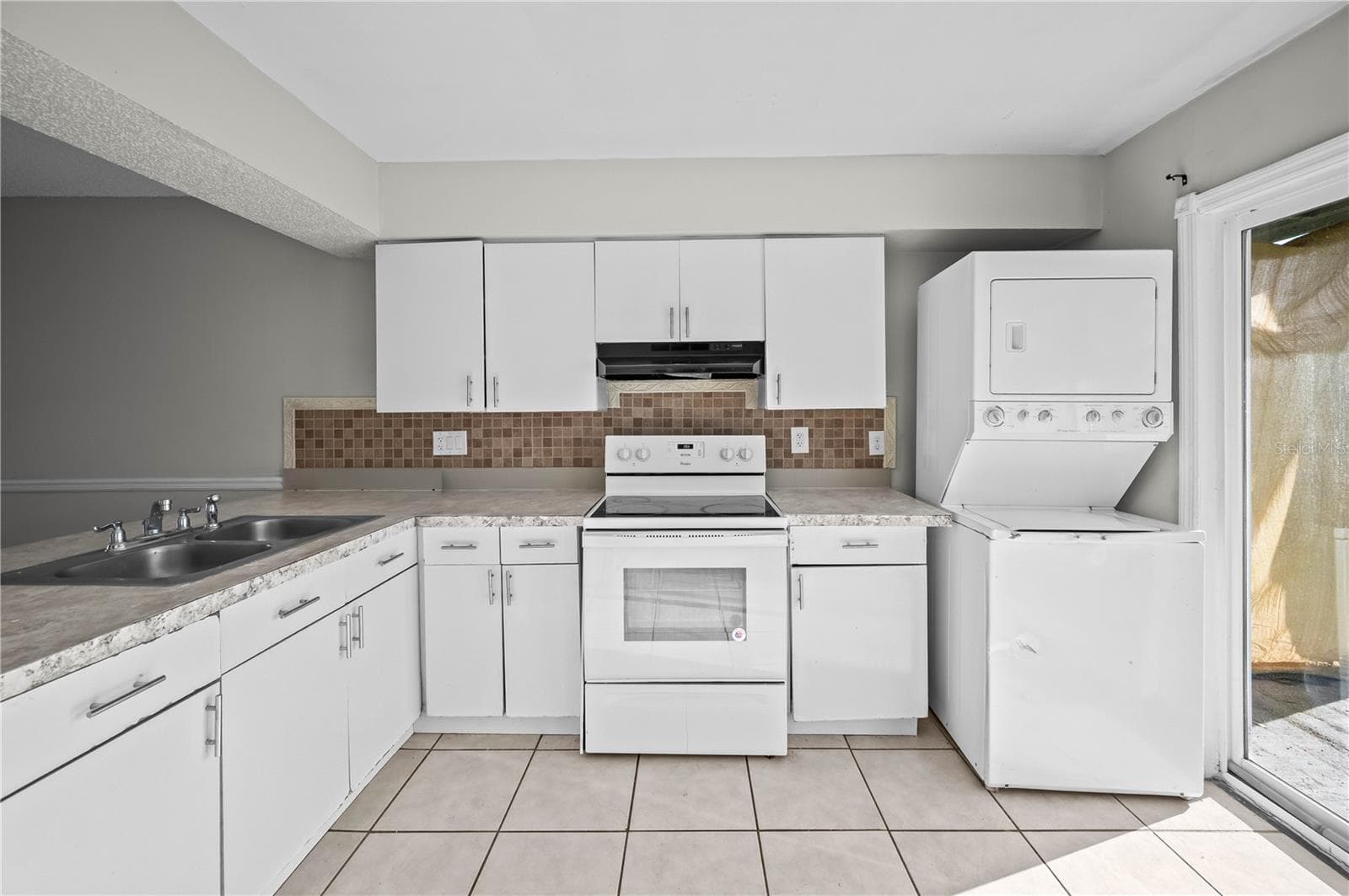 Condominium at 1896 CARALEE BLVD #2, ORLANDO, photo 7 of 18