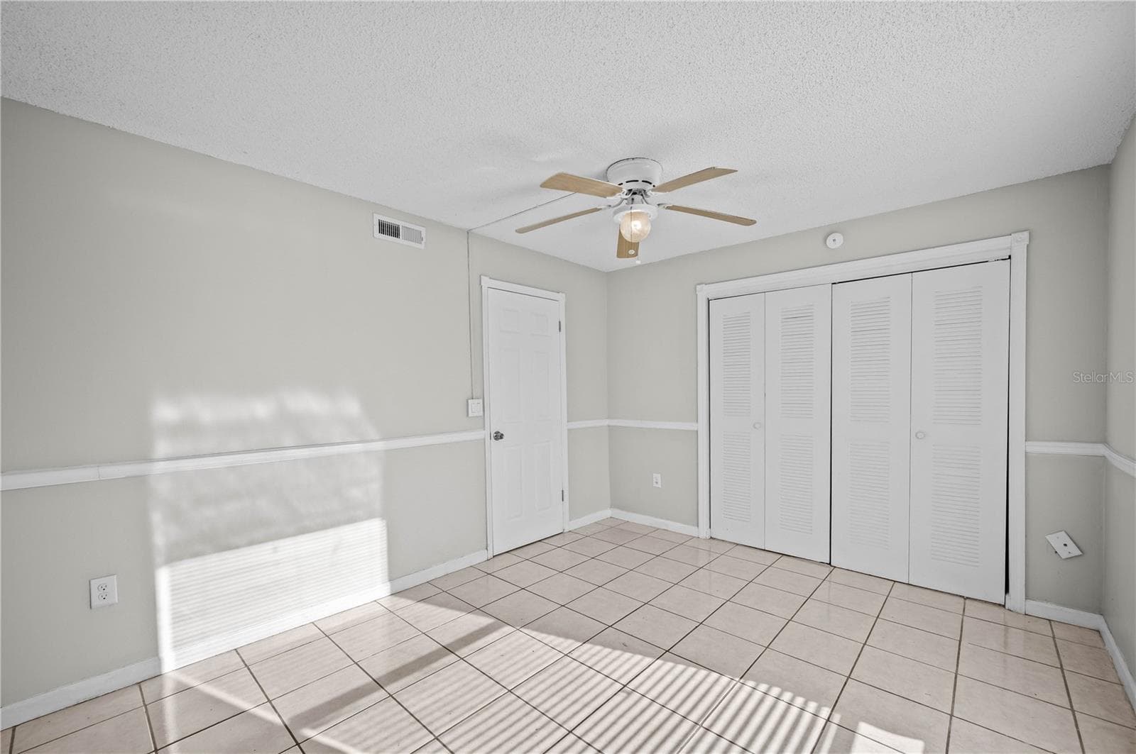 Condominium at 1896 CARALEE BLVD #2, ORLANDO, photo 12 of 18