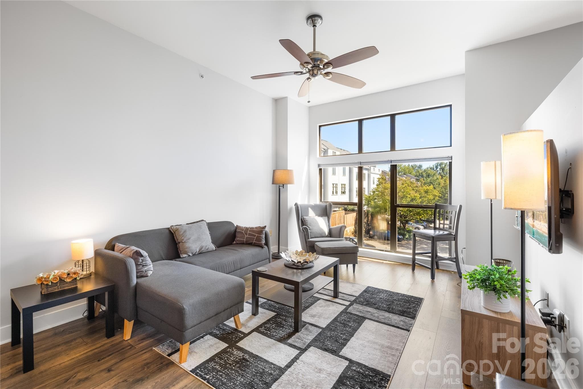 Condominium at 706 N Davidson Street, Charlotte, photo 9 of 28