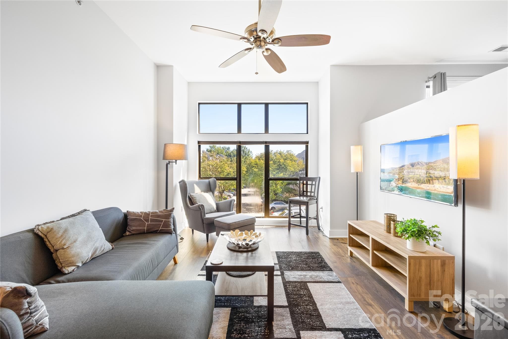 Condominium at 706 N Davidson Street, Charlotte, photo 10 of 28