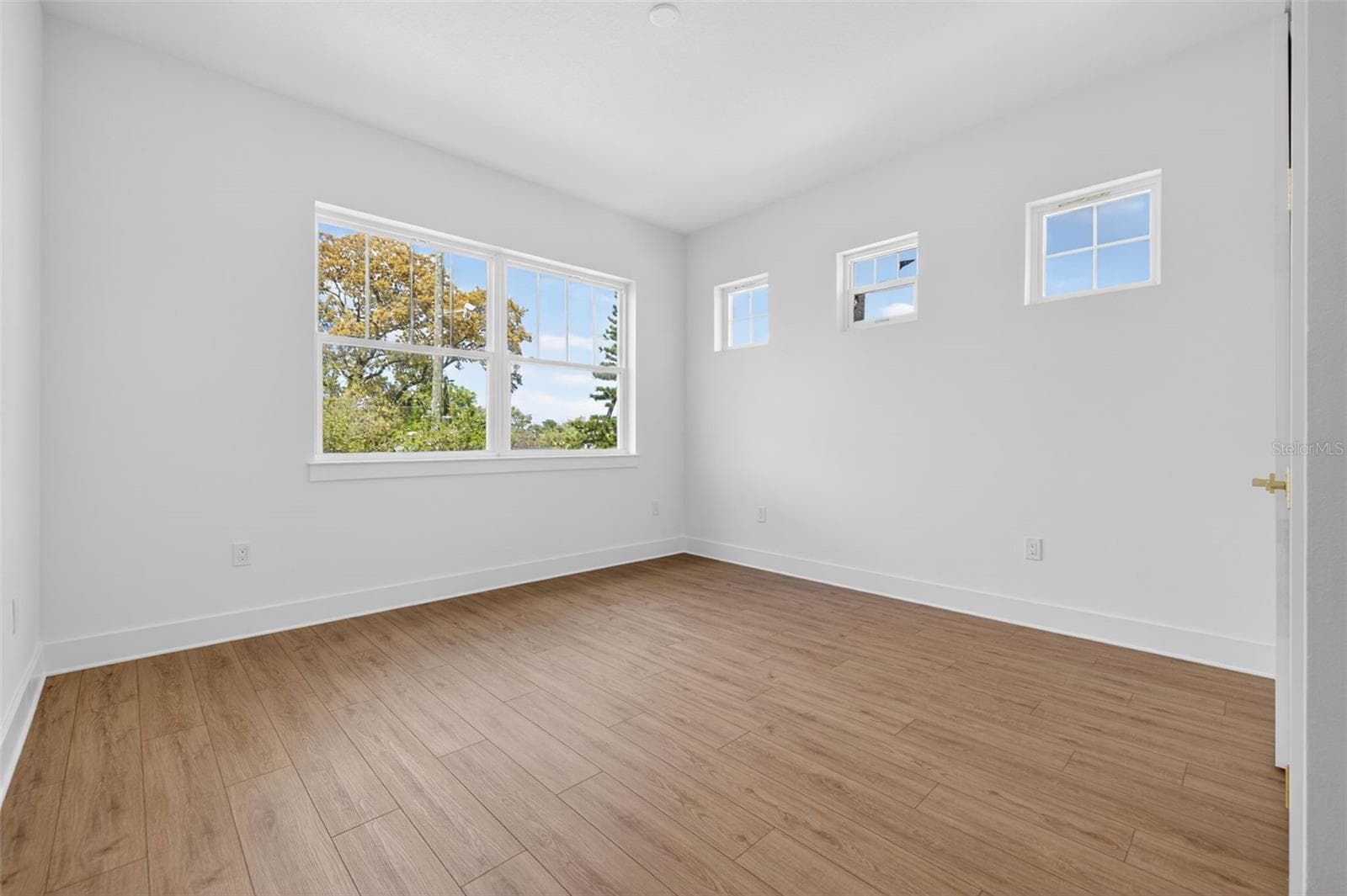 Upper Bedroom 3 with en-suite - 842 30TH AVE, ST PETERSBURG