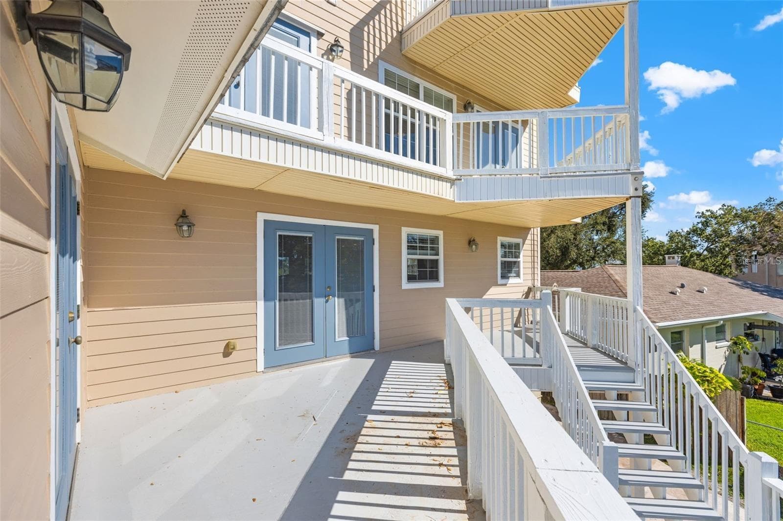 Single Family Residence at 1902 ARROWHEAD DR NE, ST PETERSBURG, photo 40 of 49