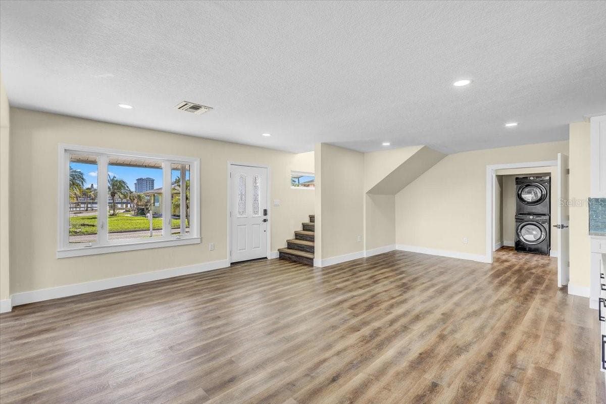 Single Family Residence at 2201 RIVERVIEW BLVD, BRADENTON, photo 5 of 69