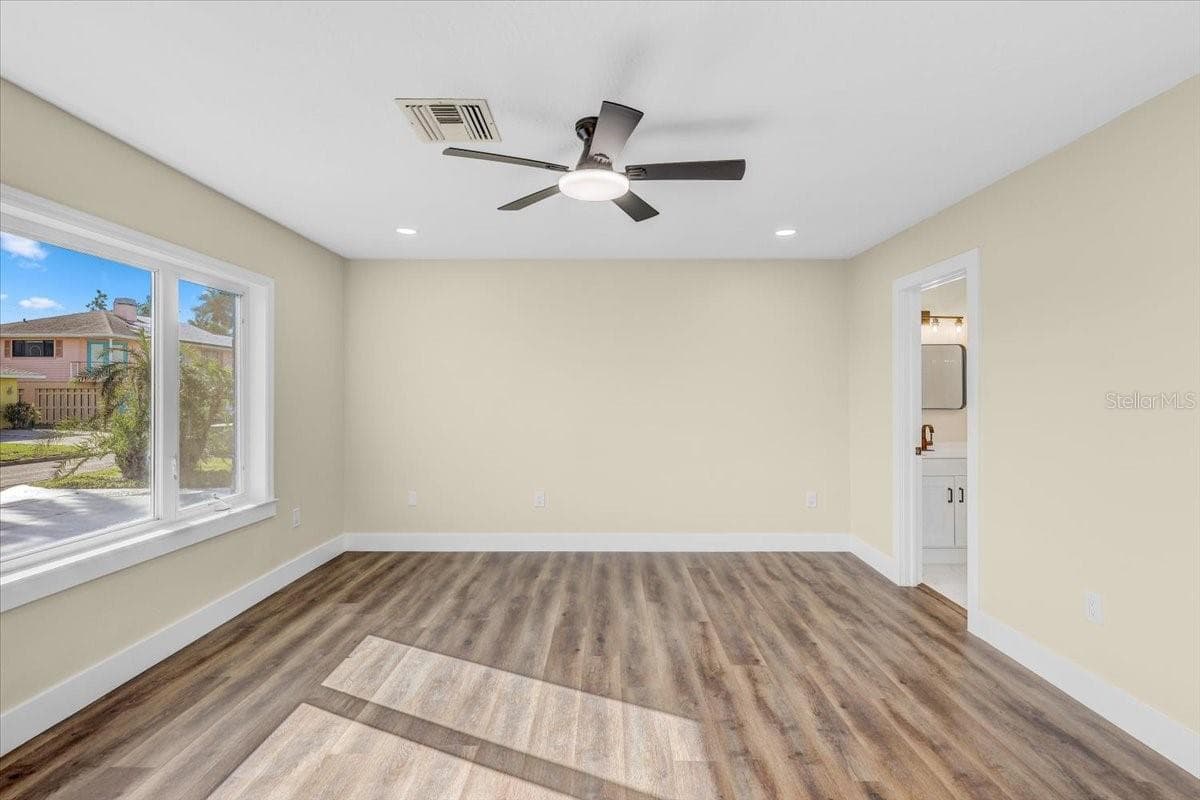 Single Family Residence at 2201 RIVERVIEW BLVD, BRADENTON, photo 21 of 69