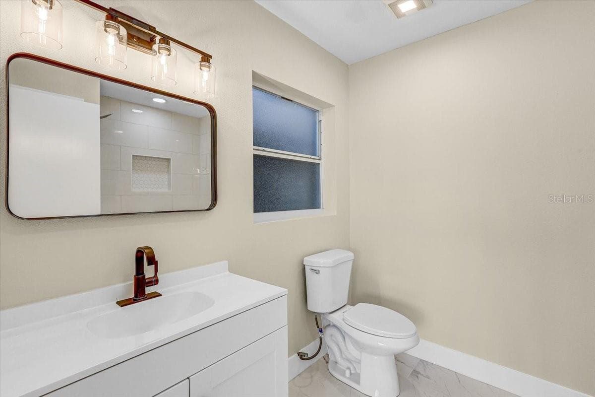 Single Family Residence at 2201 RIVERVIEW BLVD, BRADENTON, photo 23 of 69