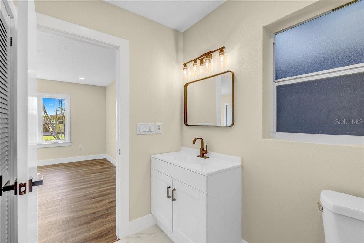 Single Family Residence at 2201 RIVERVIEW BLVD, BRADENTON, photo 25 of 69