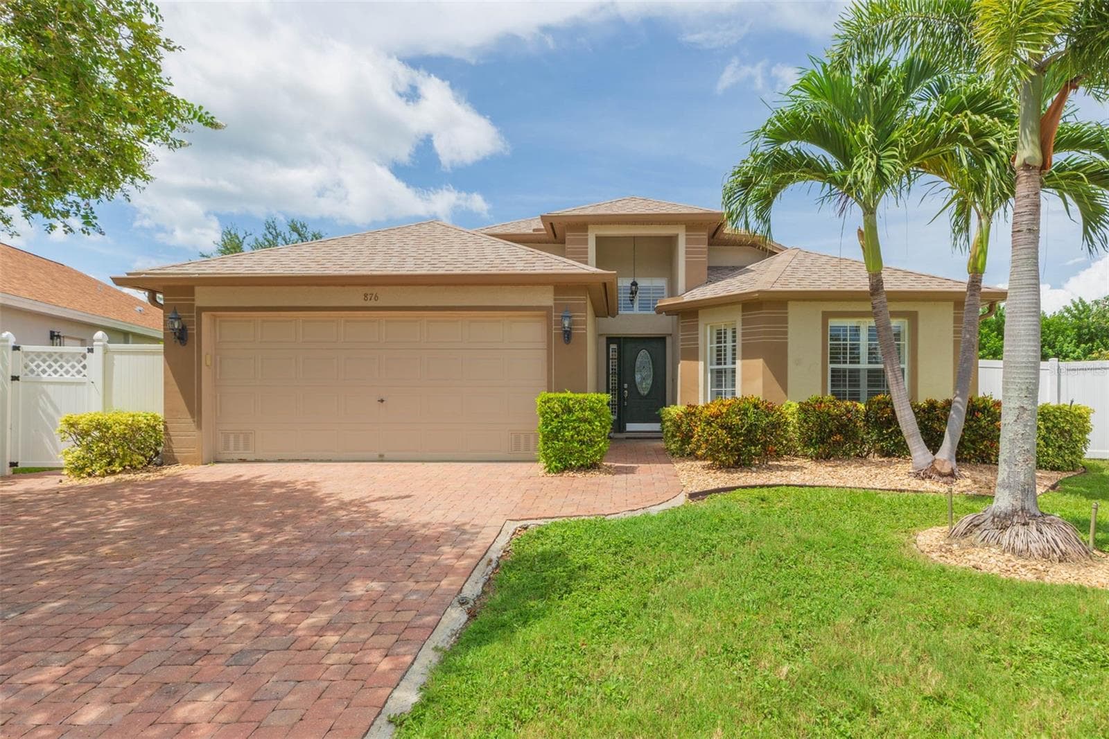 Single Family Residence at 876 ADDISON DR NE, ST PETERSBURG, photo 2 of 62