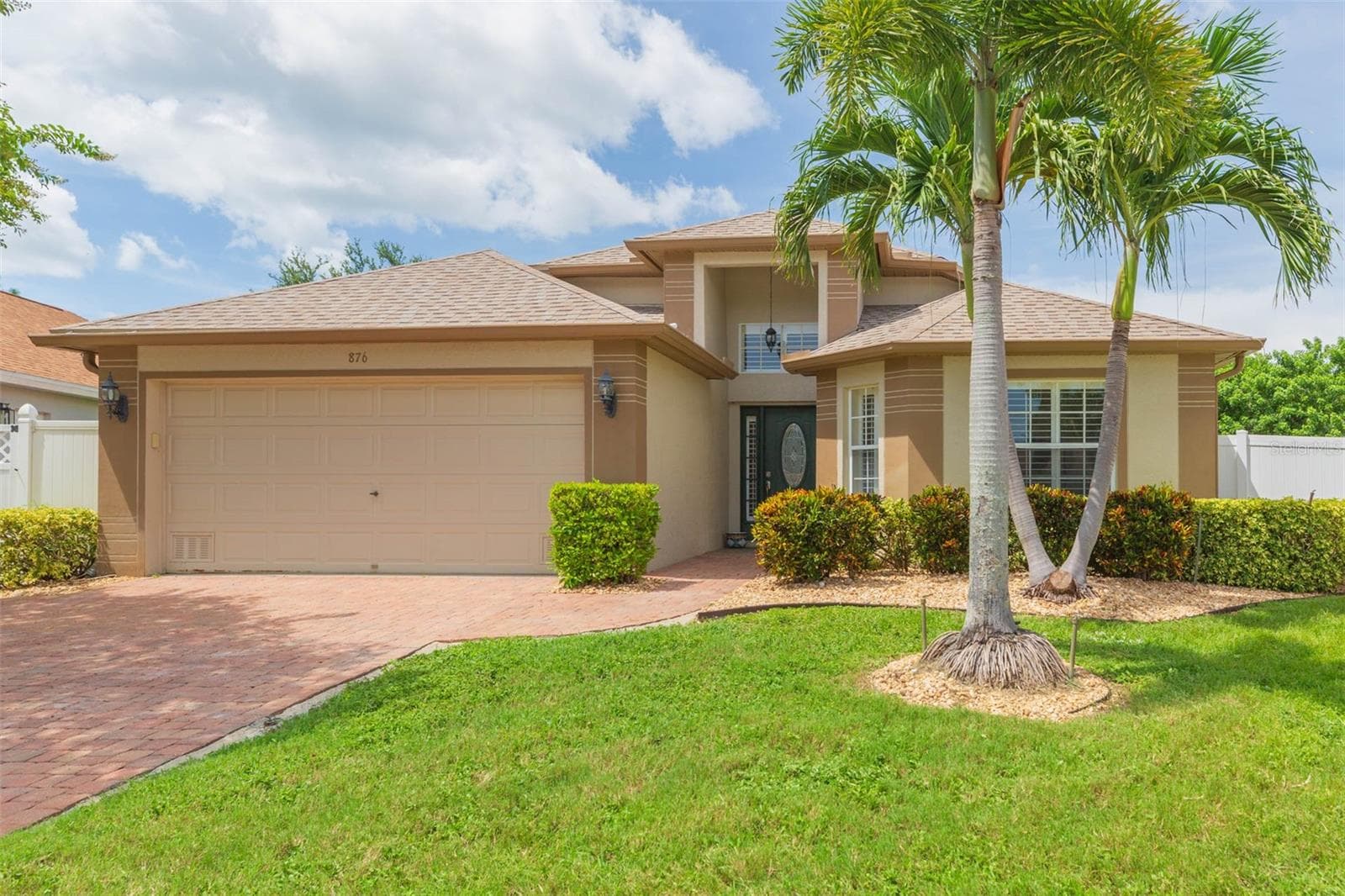 Single Family Residence at 876 ADDISON DR NE, ST PETERSBURG, photo 3 of 62
