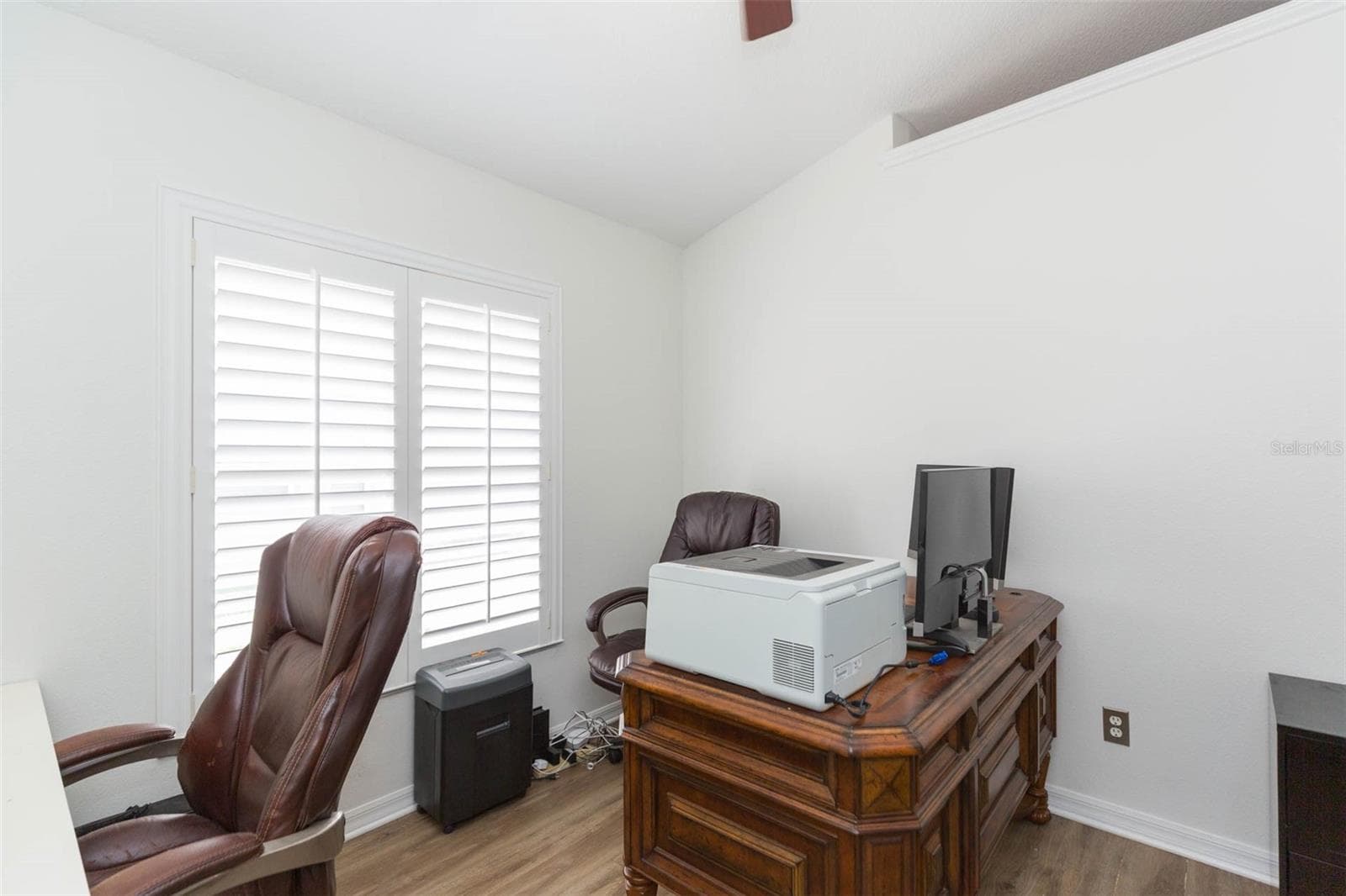 Single Family Residence at 876 ADDISON DR NE, ST PETERSBURG, photo 10 of 62