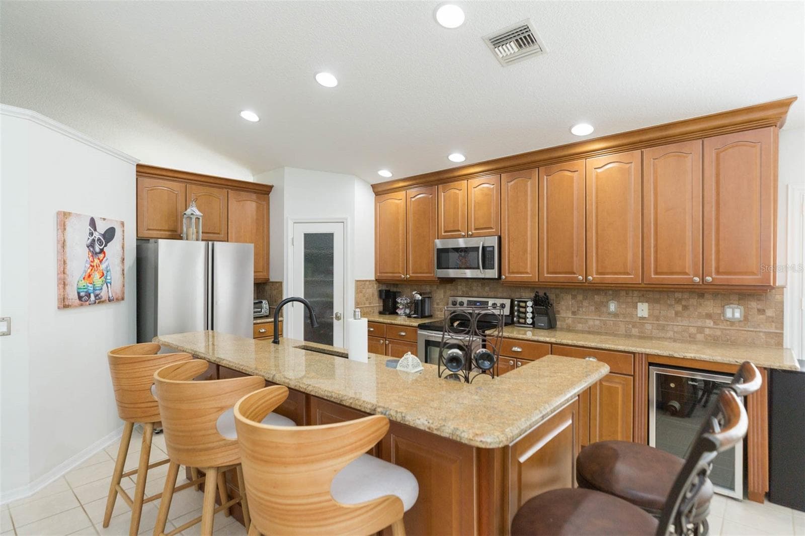 Single Family Residence at 876 ADDISON DR NE, ST PETERSBURG, photo 16 of 62