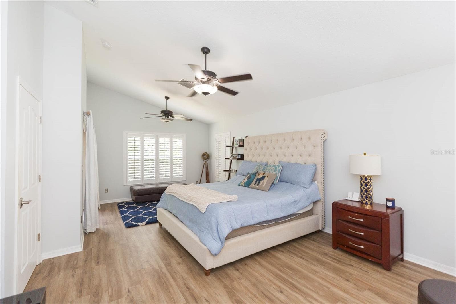 Single Family Residence at 876 ADDISON DR NE, ST PETERSBURG, photo 23 of 62
