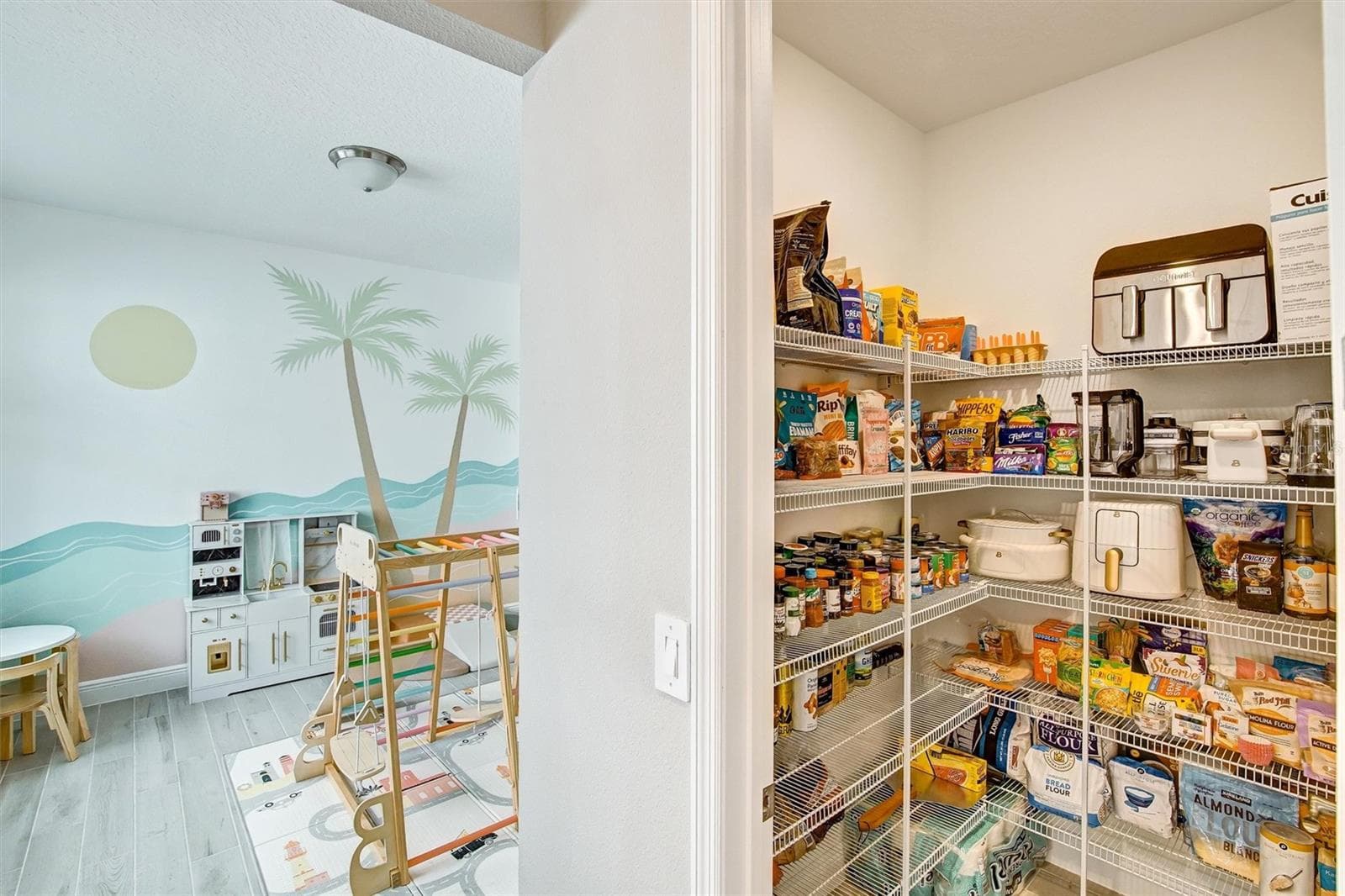 Single Family Residence at 2121 DIVOT DR, DAYTONA BEACH, photo 7 of 29
