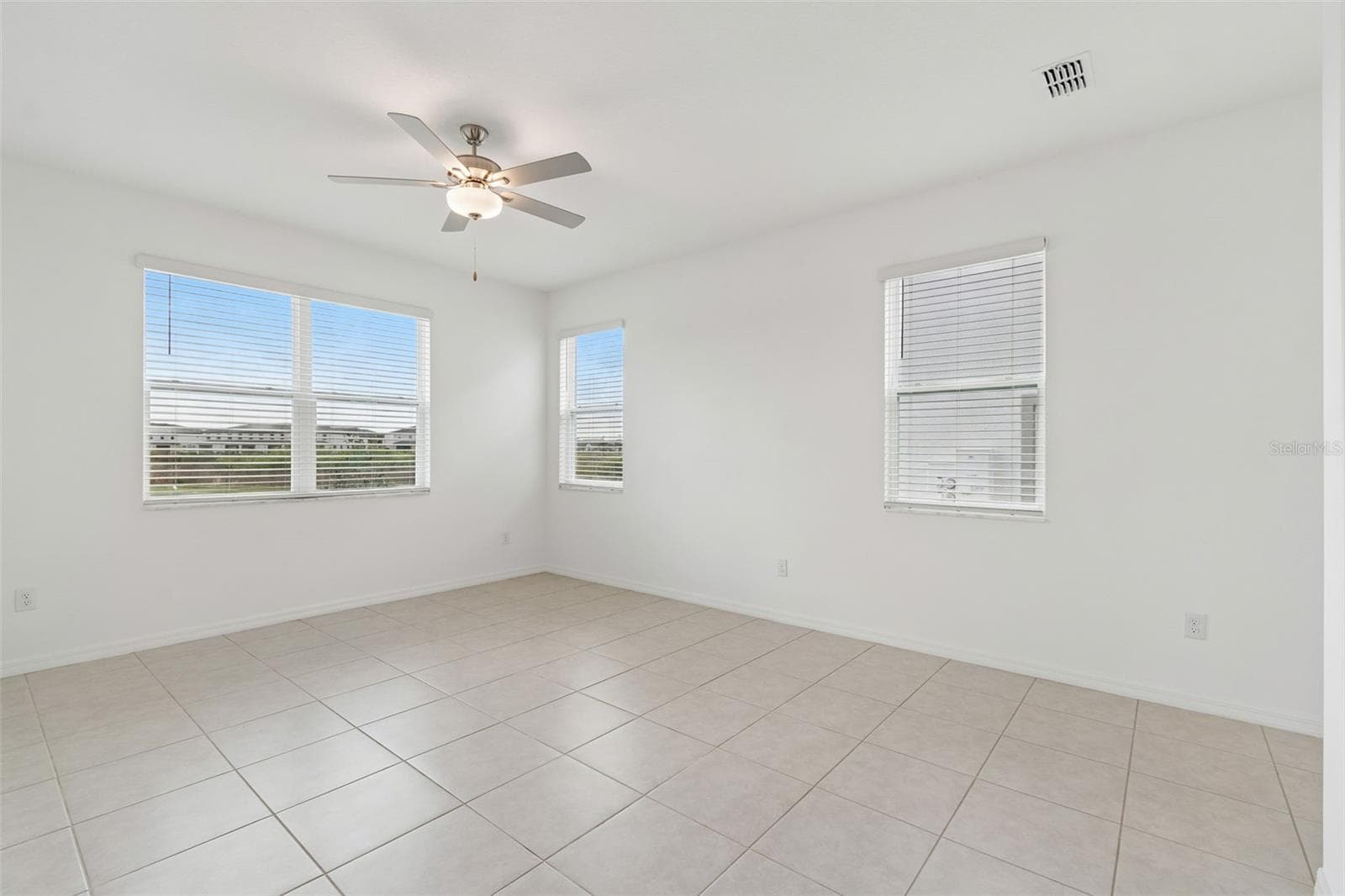 Townhouse at 32076 POP ASH PL, SAN ANTONIO, photo 13 of 61