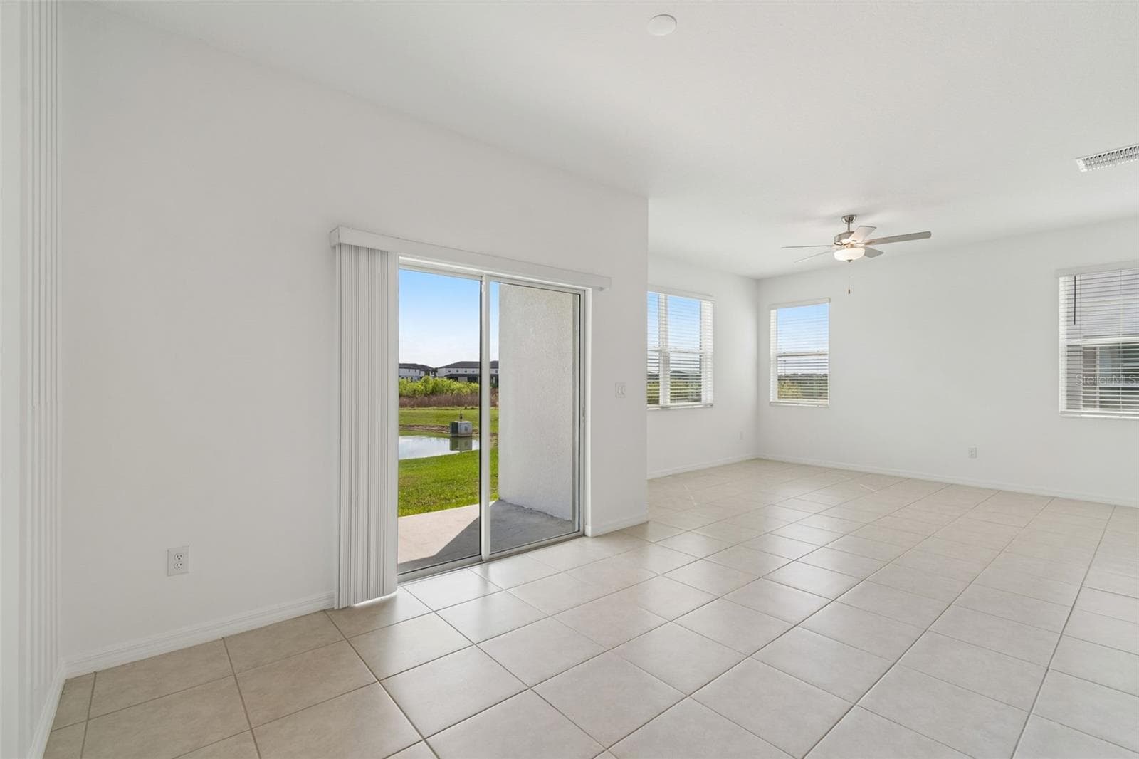 Townhouse at 32076 POP ASH PL, SAN ANTONIO, photo 19 of 61