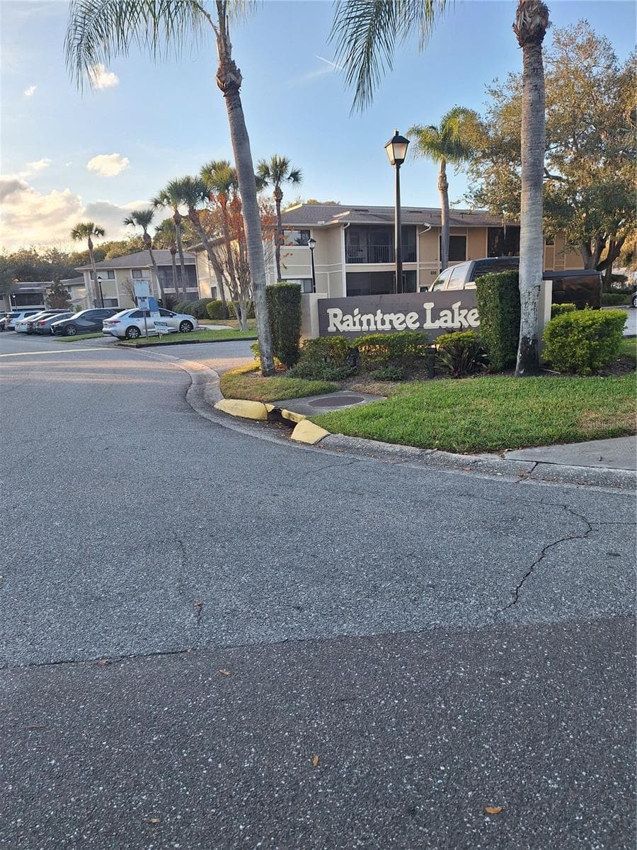 Condominium at 11910 SKYLAKE PL #E, TEMPLE TERRACE, photo 2 of 22