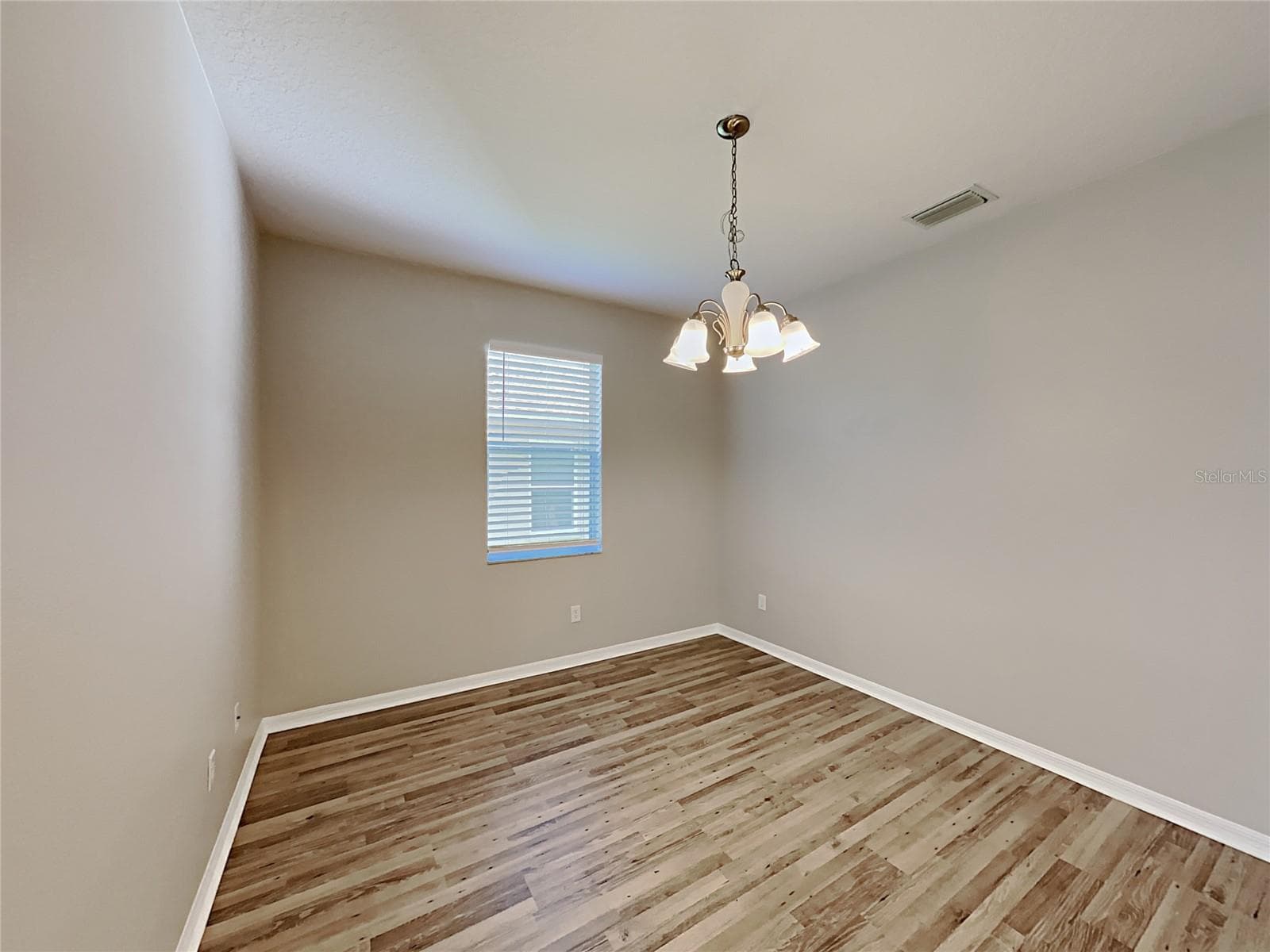 Single Family Residence at 4020 LANGDRUM DR, WESLEY CHAPEL, photo 4 of 24