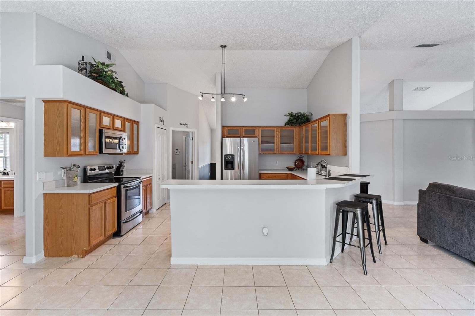 Single Family Residence at 1928 EDEN DR, DELTONA, photo 4 of 44