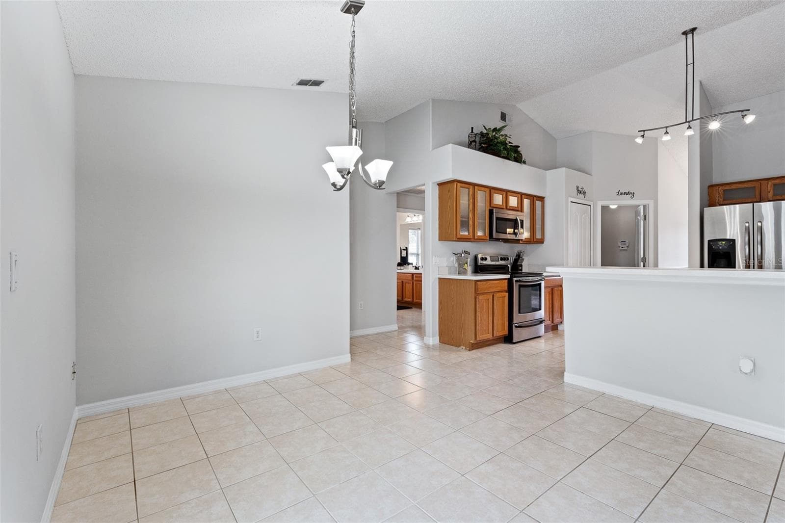 Single Family Residence at 1928 EDEN DR, DELTONA, photo 17 of 44