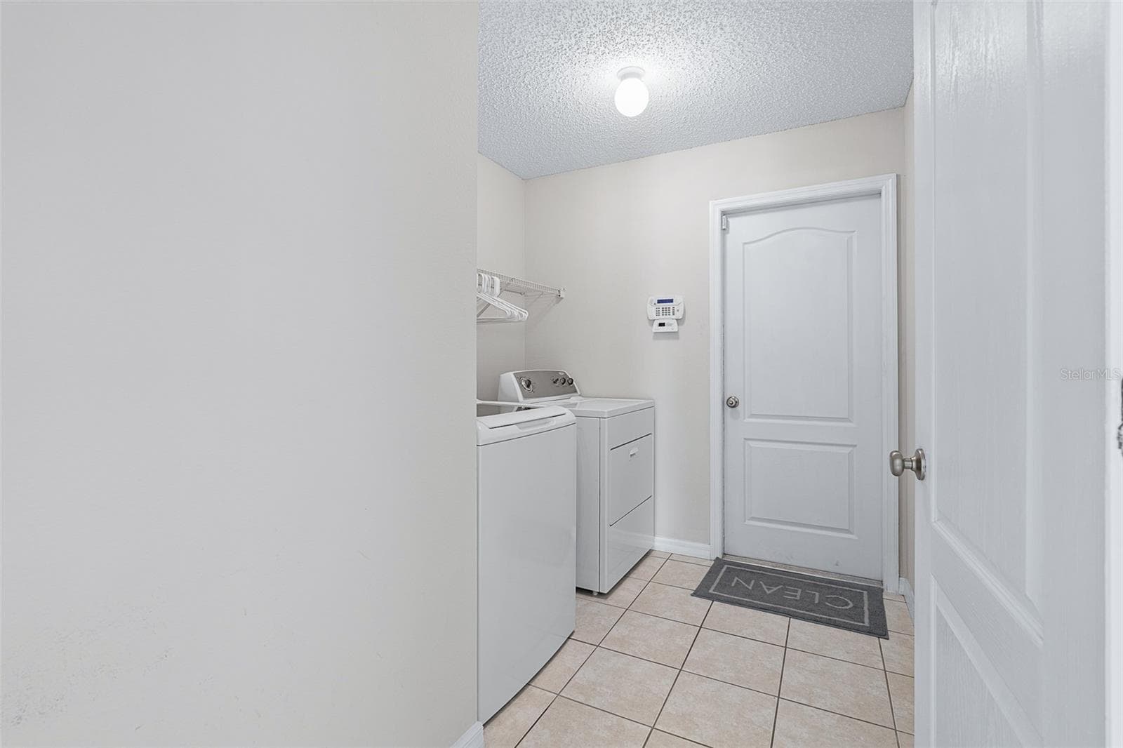 Single Family Residence at 1928 EDEN DR, DELTONA, photo 20 of 44