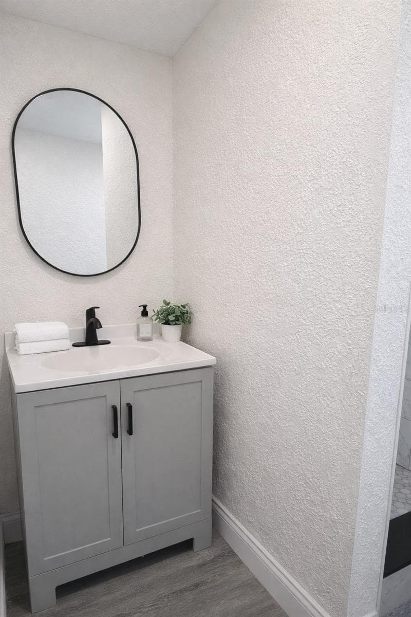 Single Family Residence at 713 THOMAS AVE, COCOA, photo 8 of 9