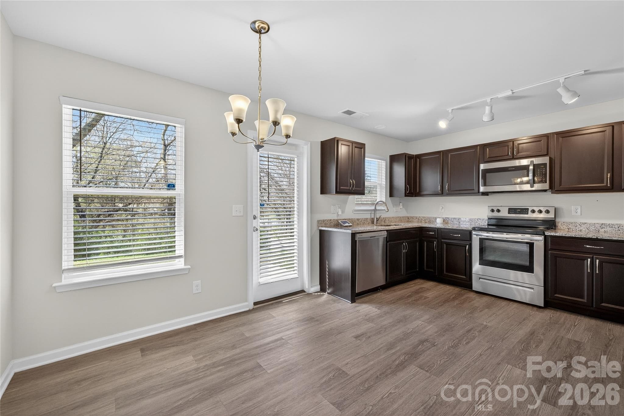 Single Family Residence at 128 Pleasant Hill Street, Lancaster, photo 7 of 26