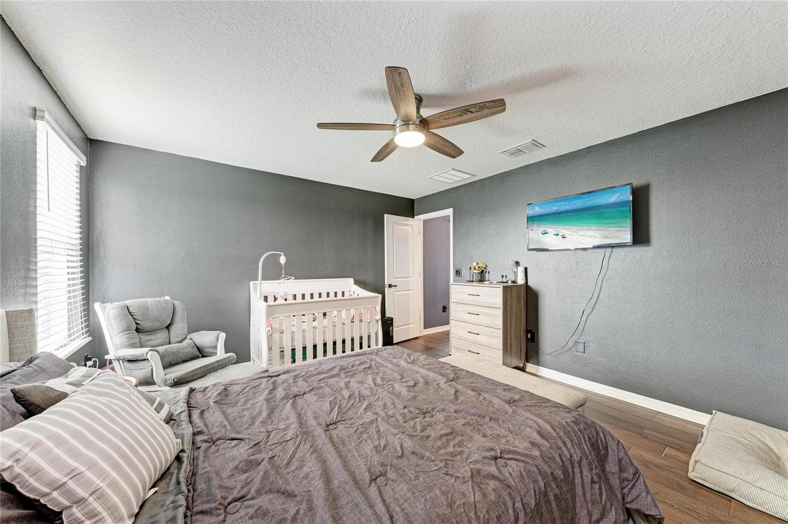 Single Family Residence at 17112 YELLOW PINE ST, WIMAUMA, photo 27 of 48