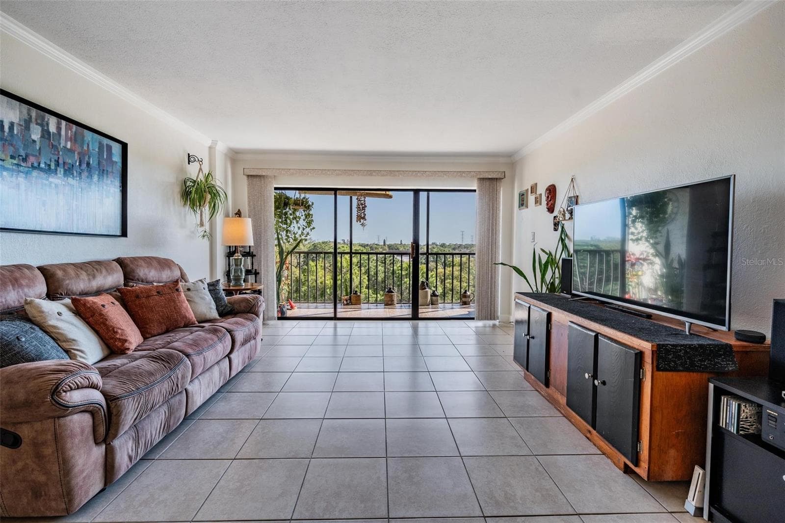 Condominium at 2900 COVE CAY DR #7B, CLEARWATER, photo 3 of 37