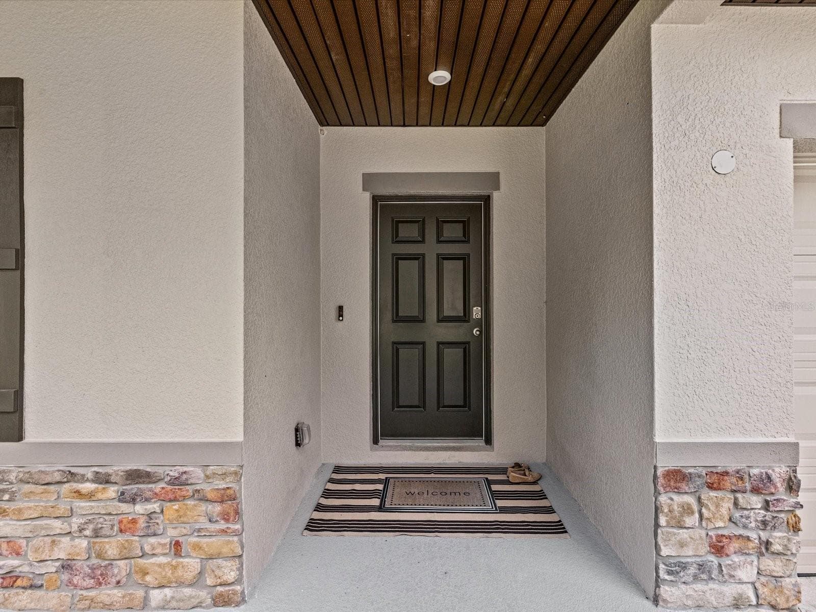 Single Family Residence at 16334 FROST BIRD RD, WEEKI WACHEE, photo 9 of 43