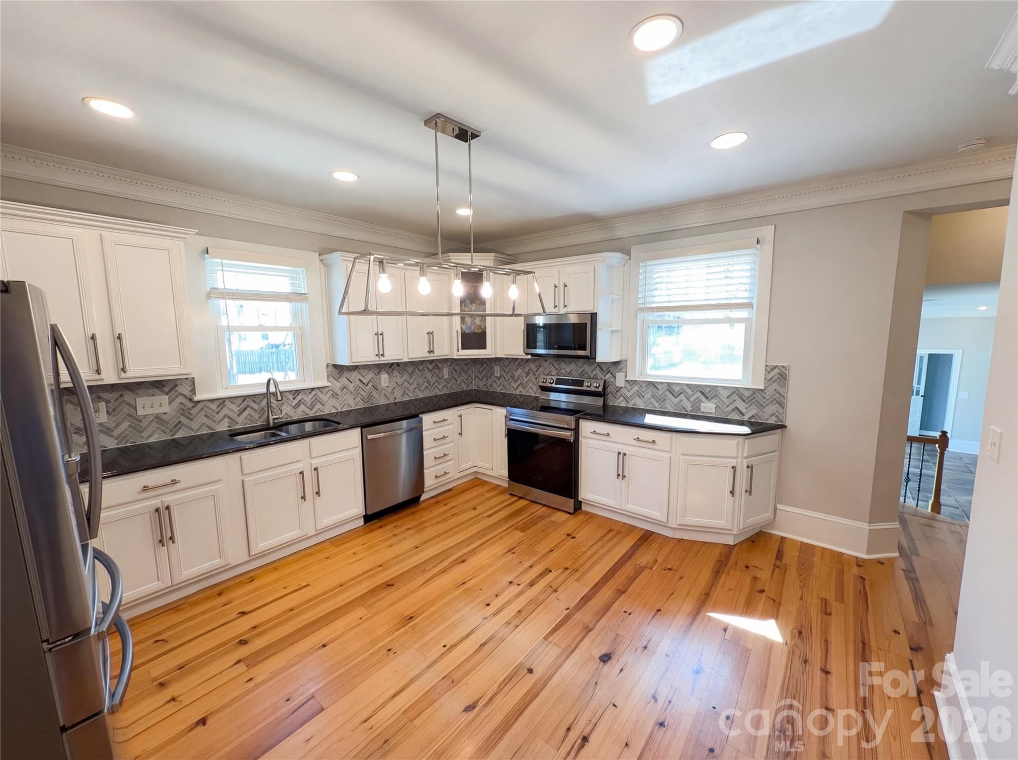 Single Family Residence at 1108 Herrin Avenue, Charlotte, photo 2 of 31