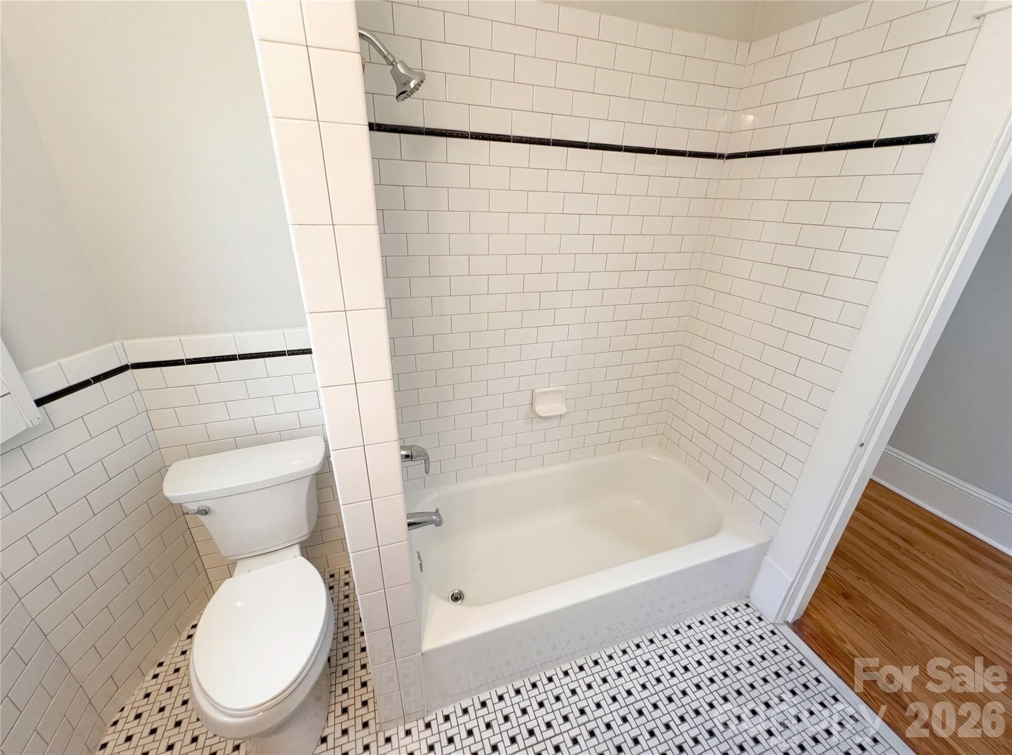 Single Family Residence at 1108 Herrin Avenue, Charlotte, photo 11 of 31
