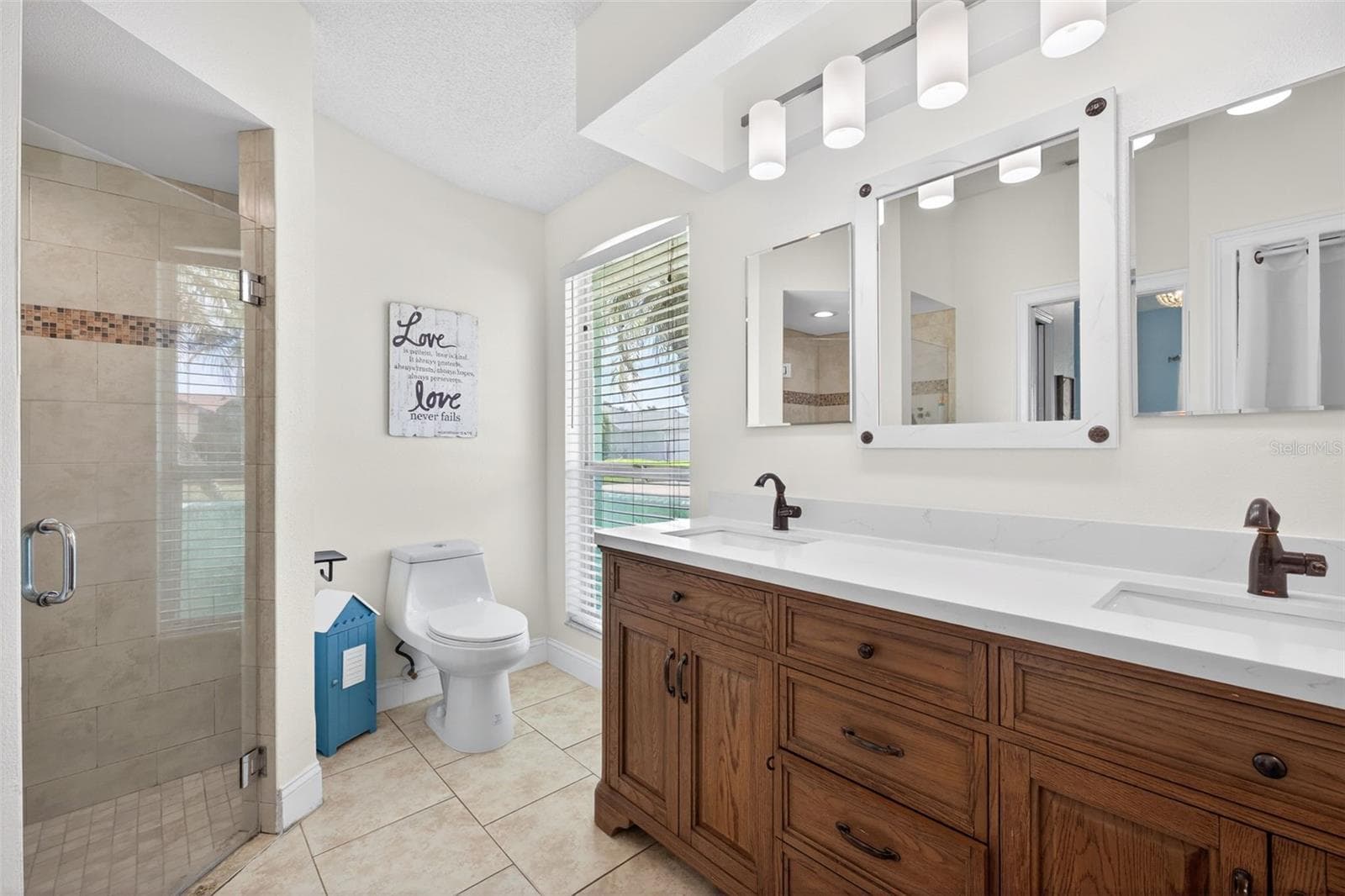 Primary Bathroom - 3907 57TH PL E, BRADENTON
