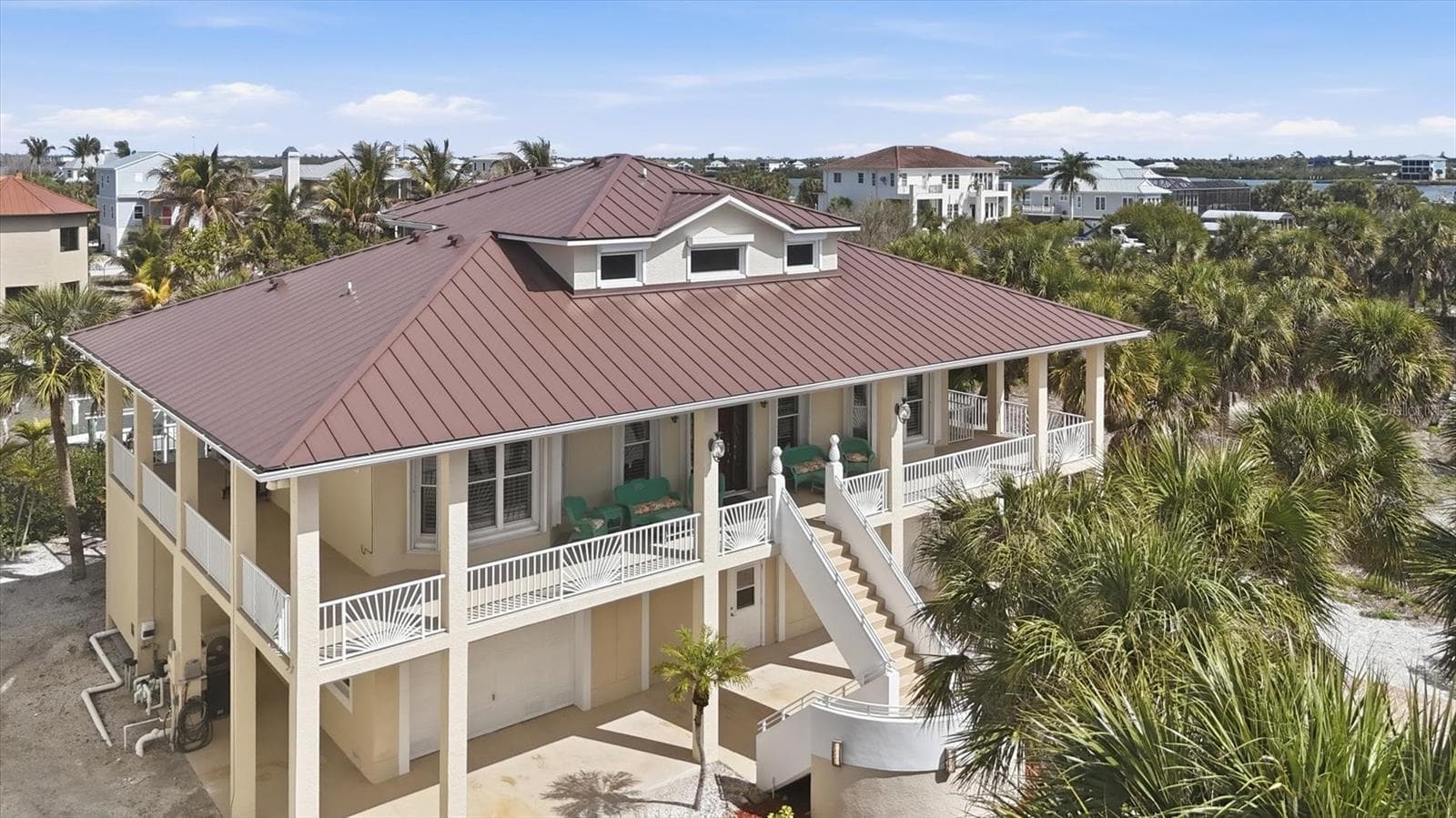 65 PALM DR