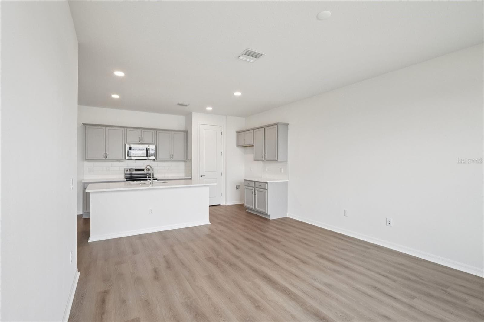Townhouse at 31477 SPANISH MISSION RD, SAN ANTONIO, photo 5 of 24