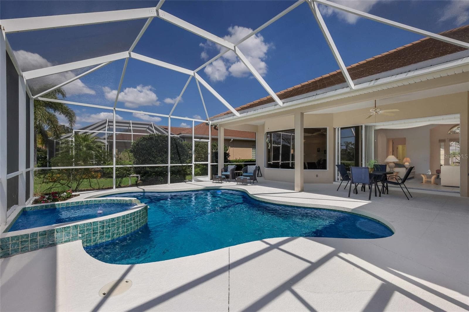 Single Family Residence at 8428 MISTY MORNING CT, LAKEWOOD RANCH, photo 36 of 52