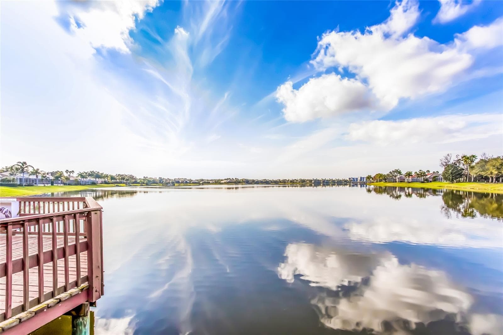 Beautiful Lake Uhlein - 8428 MISTY MORNING CT, LAKEWOOD RANCH